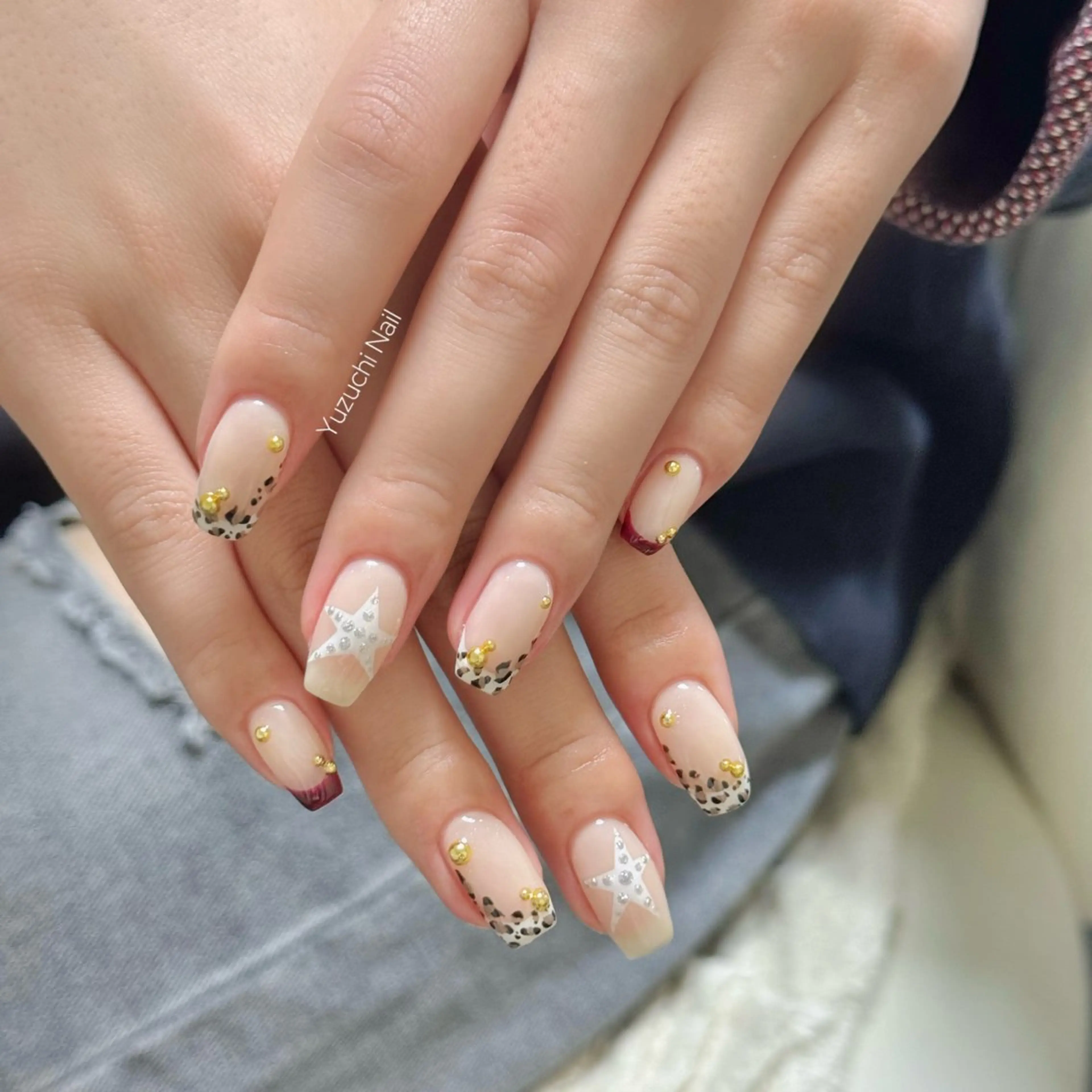 ネイル チークネイル ドット キラキラネイル 韓国ネイル レース ハンドネイル ハンドケア Yuzuchi Nailのネイルデザイン
