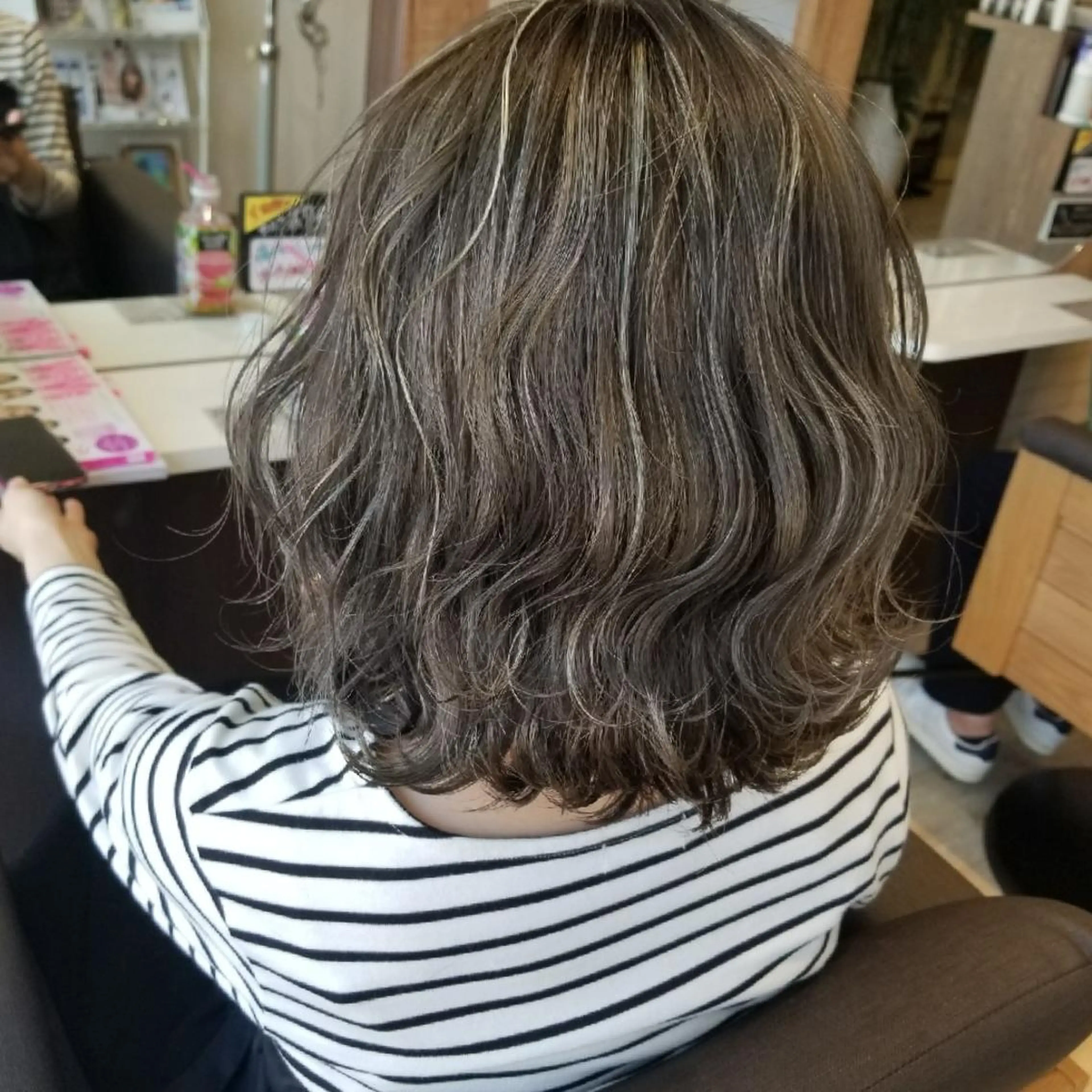 ミディアム カラー ヘアカラー Le Lien カジのヘアスタイル
