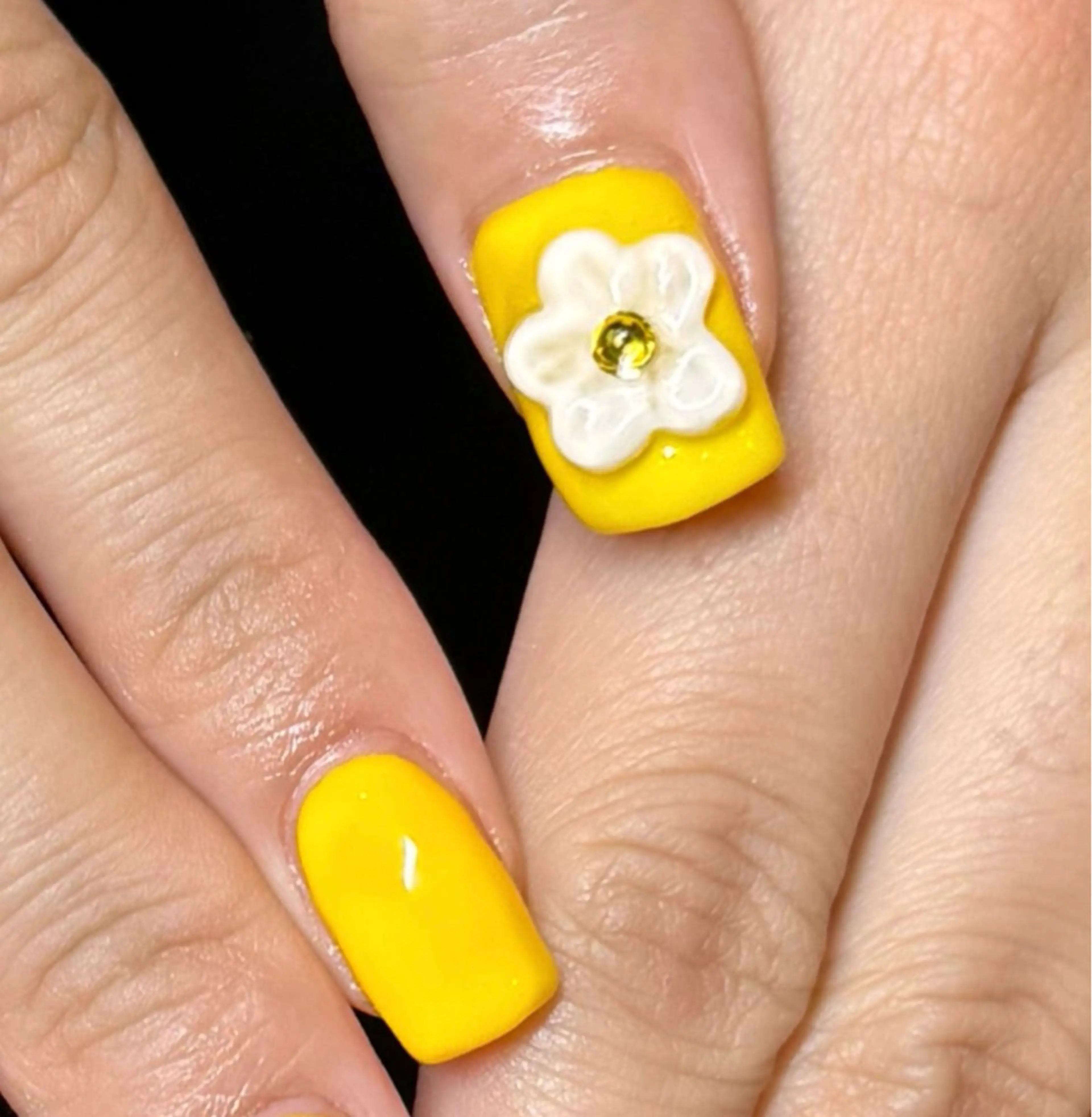 ネイル 濱岡 咲のネイルデザイン