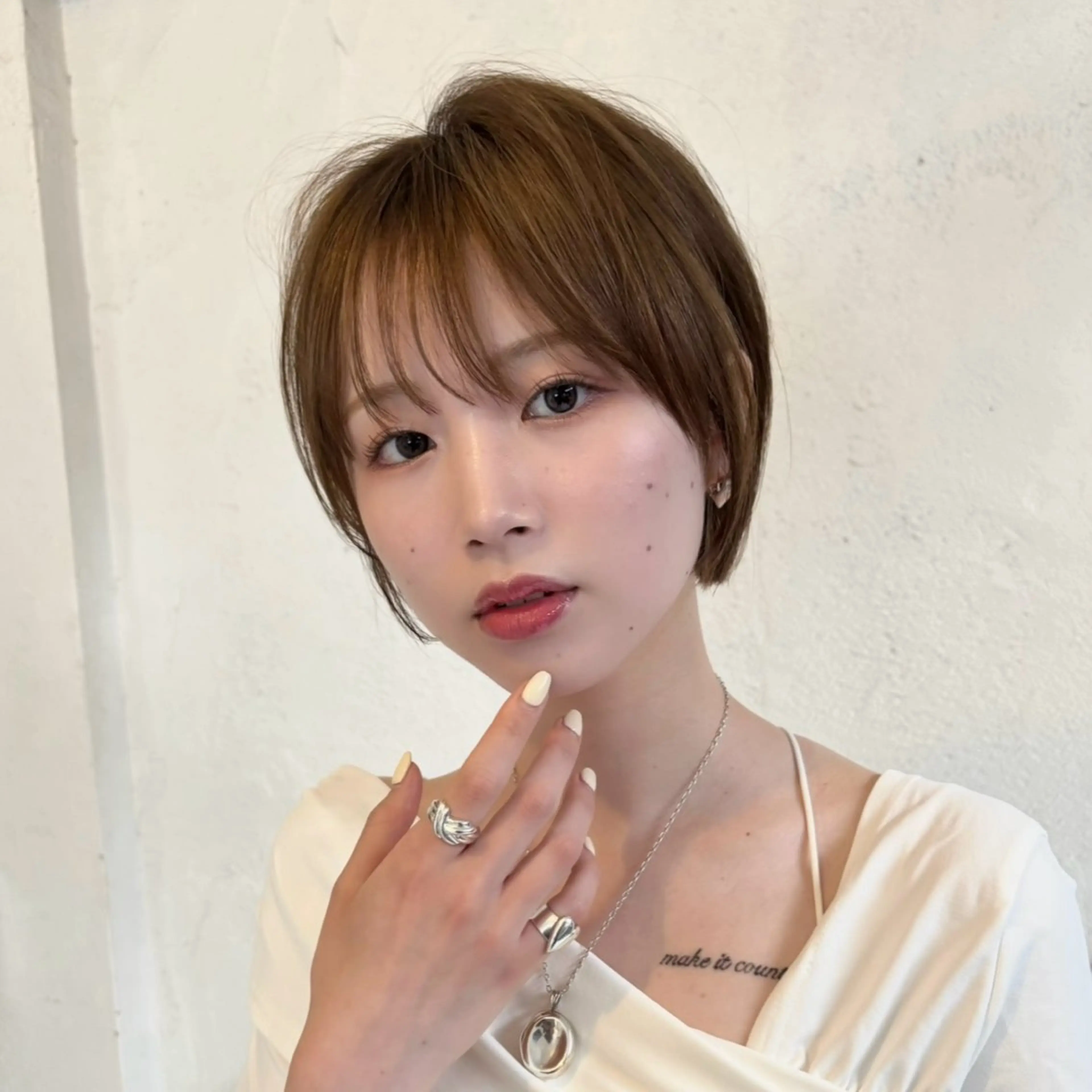 ショート ショート/レイヤー/ 縮毛矯正/ 渡邊莉玖のヘアスタイル