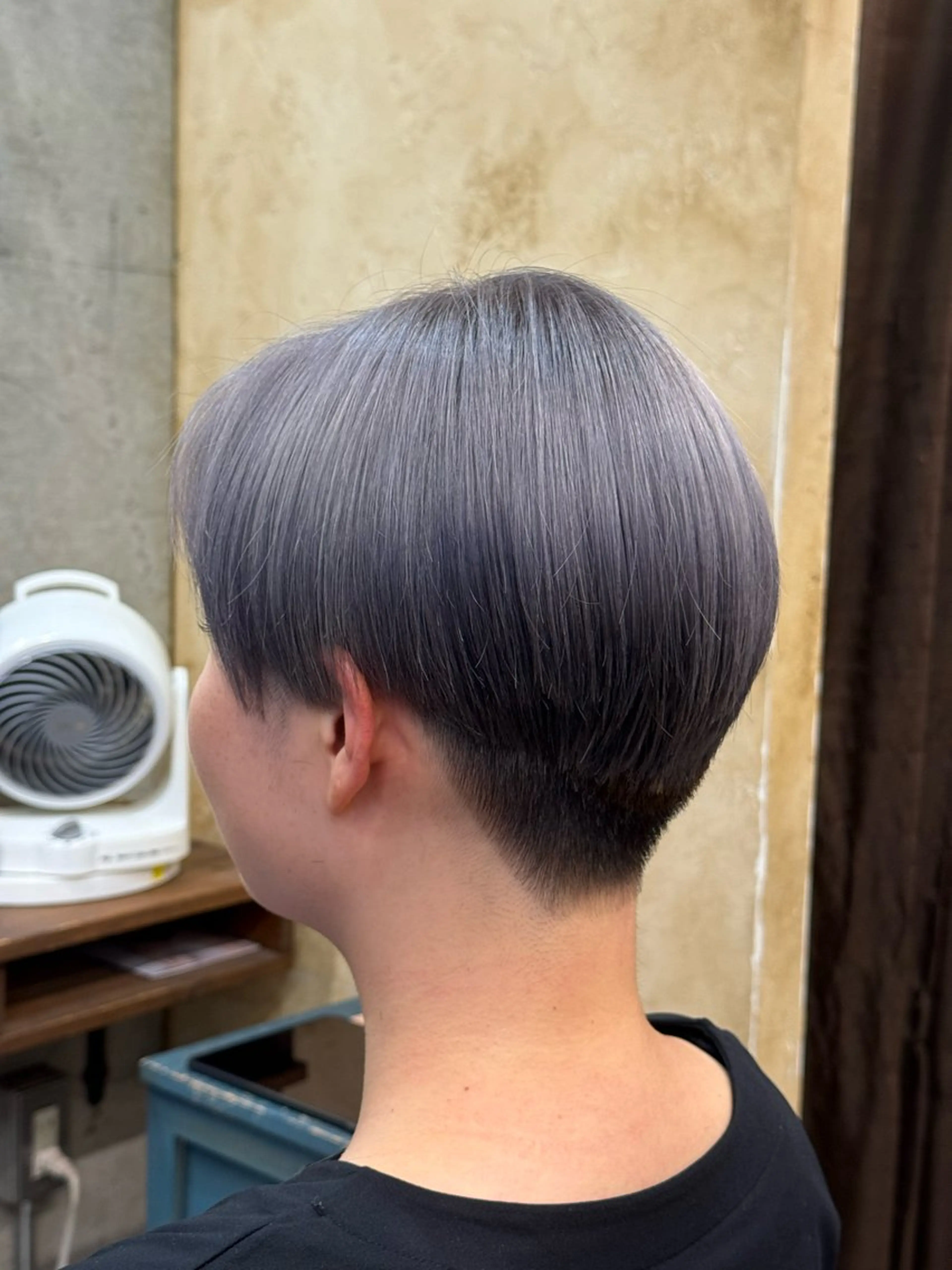 ショート カット ヘアカラー トリートメント ✂︎cadre✂︎ 🪶かまだれいし🪶のヘアスタイル