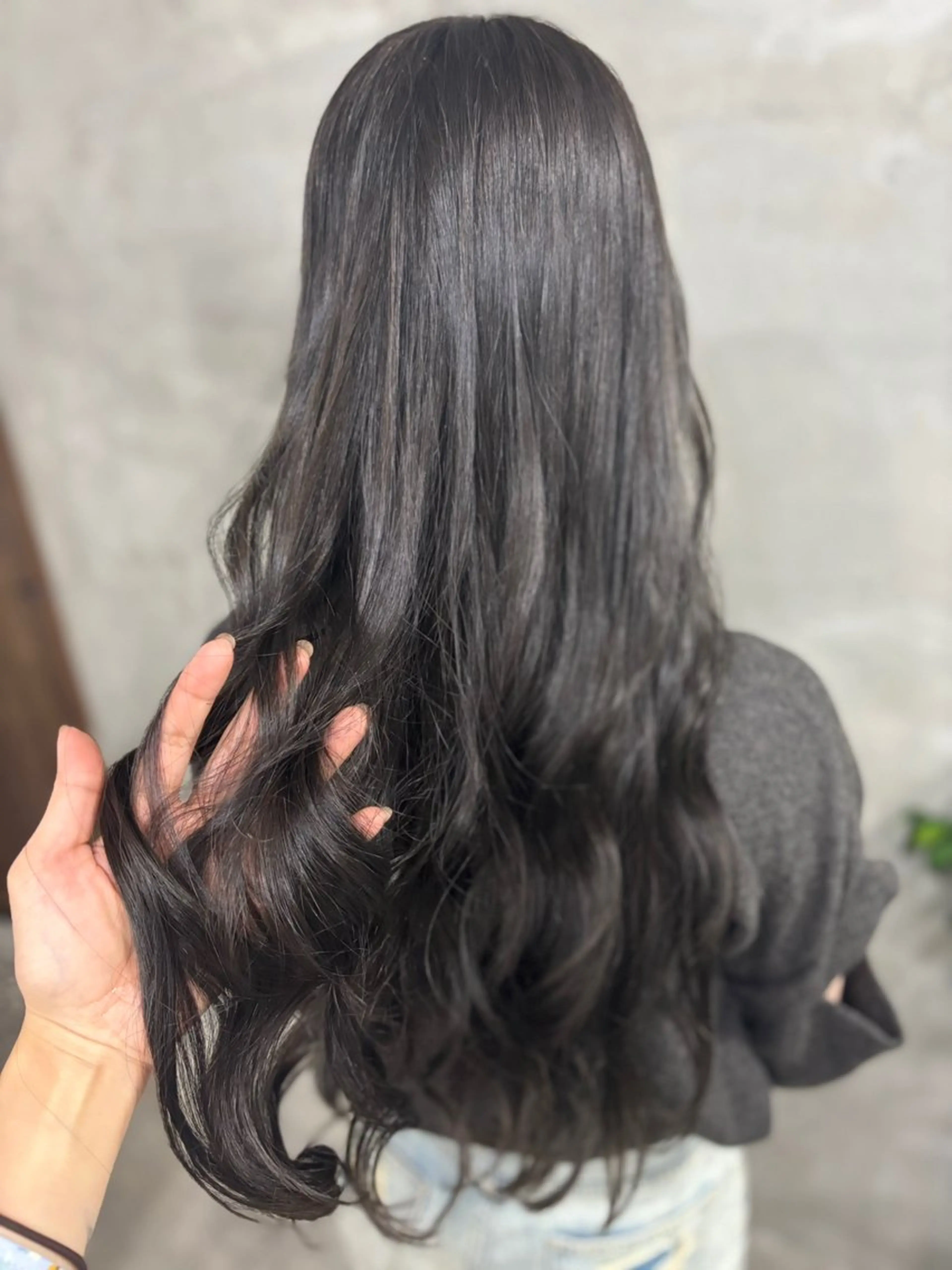 ロング ✨ブリーチなし透明感 ✨カラー💍Yuriのヘアスタイル