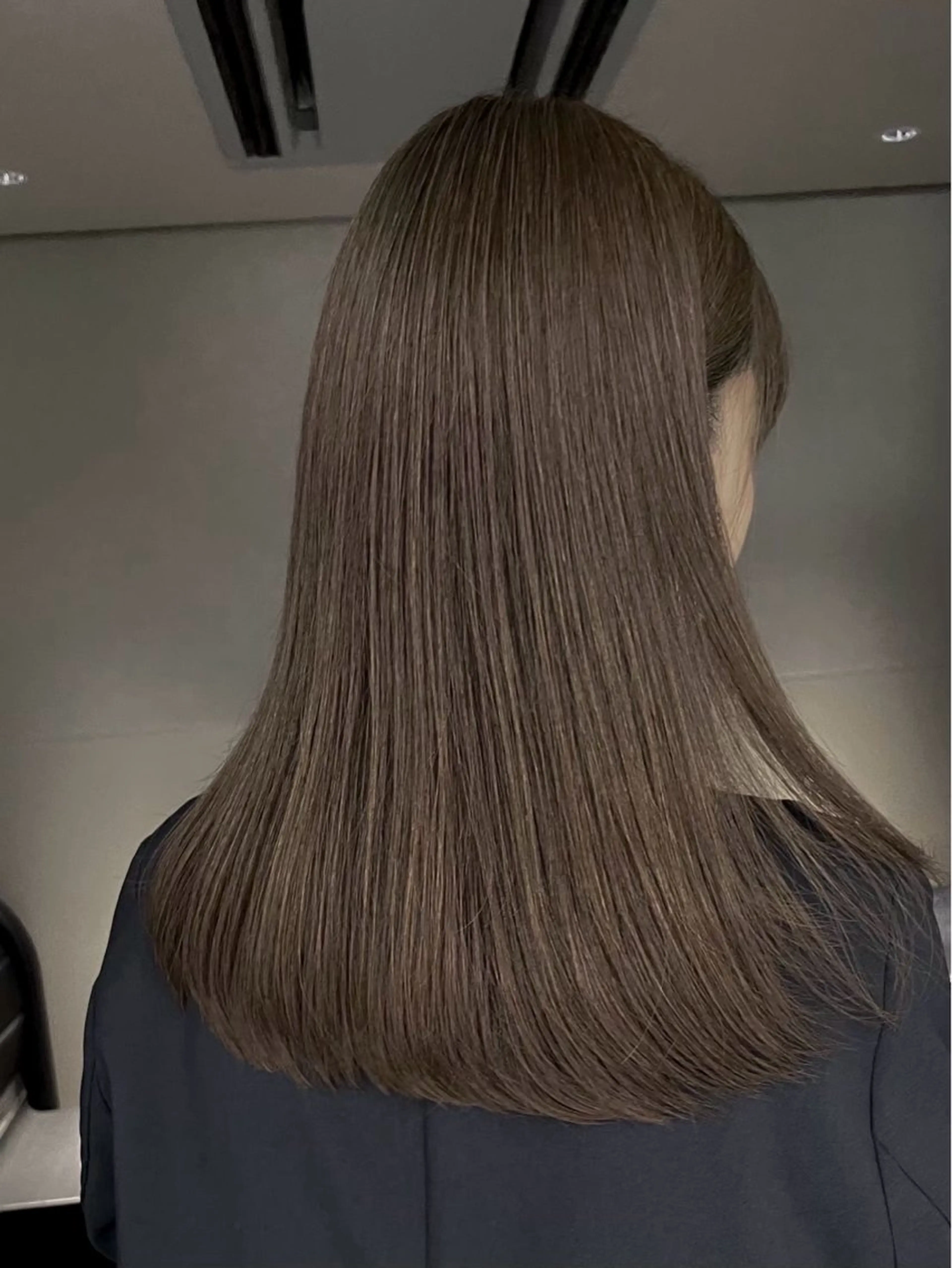 セミロング カラー ヘアカラー トリートメント ヘアセット グレージュ/ベージュ /経堂/sana🌱のヘアスタイル