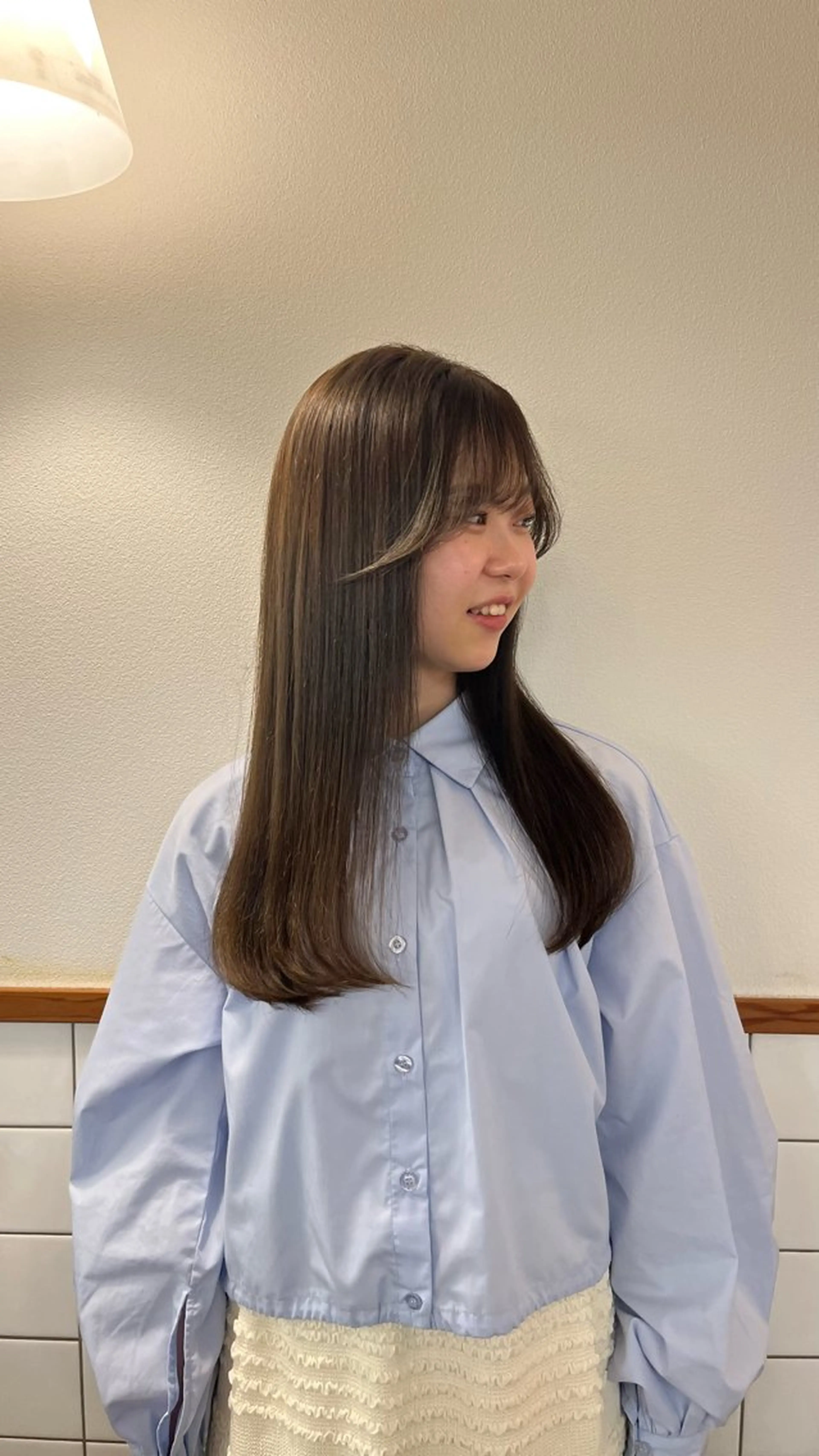 ロング カラー ブリーチ 透明感カラー ブリーチなしカラー 藤田 ゆりなのヘアスタイル