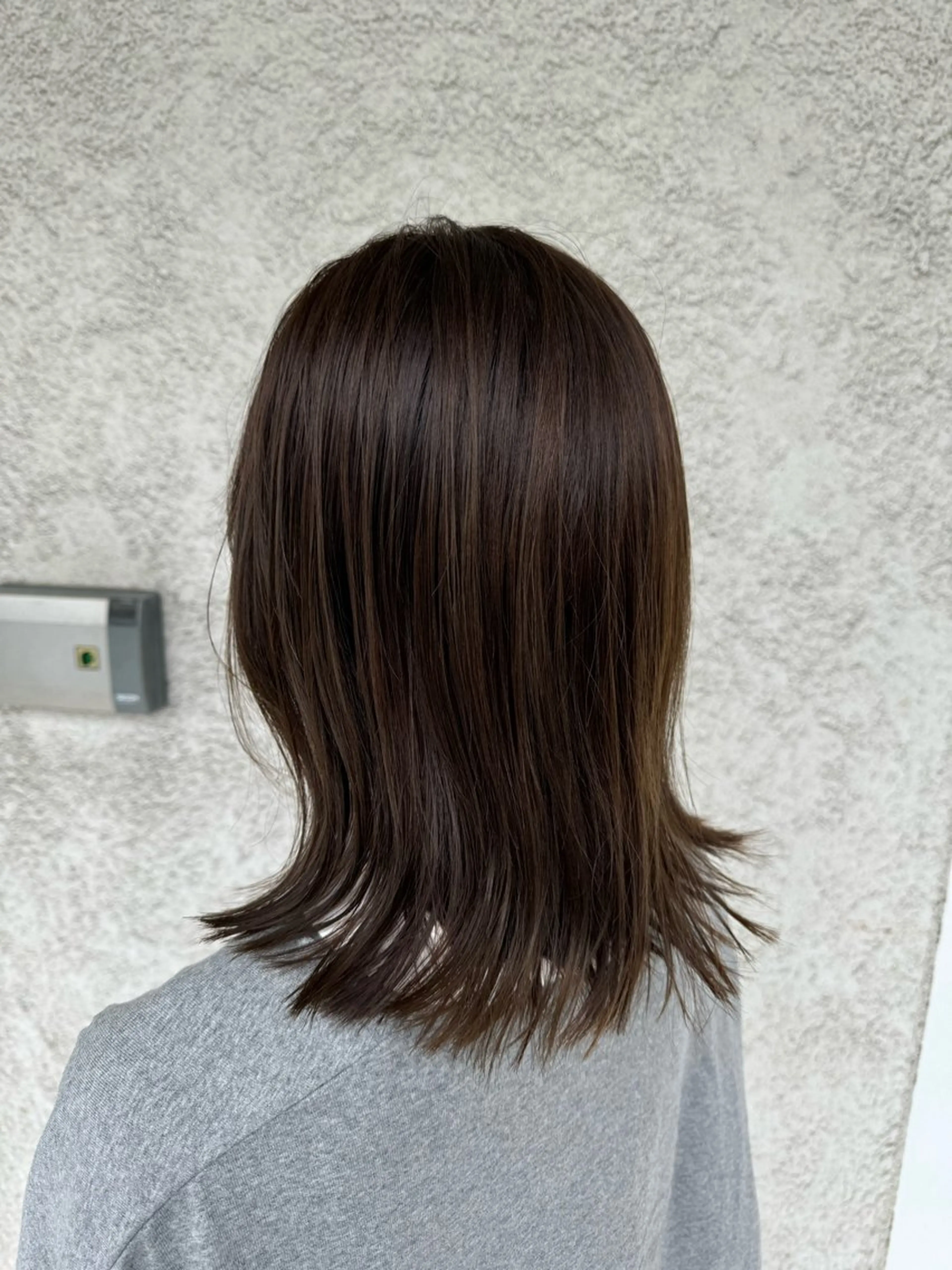 ミディアム カラー アッシュ オリーブアッシュ カット ヘアカラー 椎葉 祐也のヘアスタイル