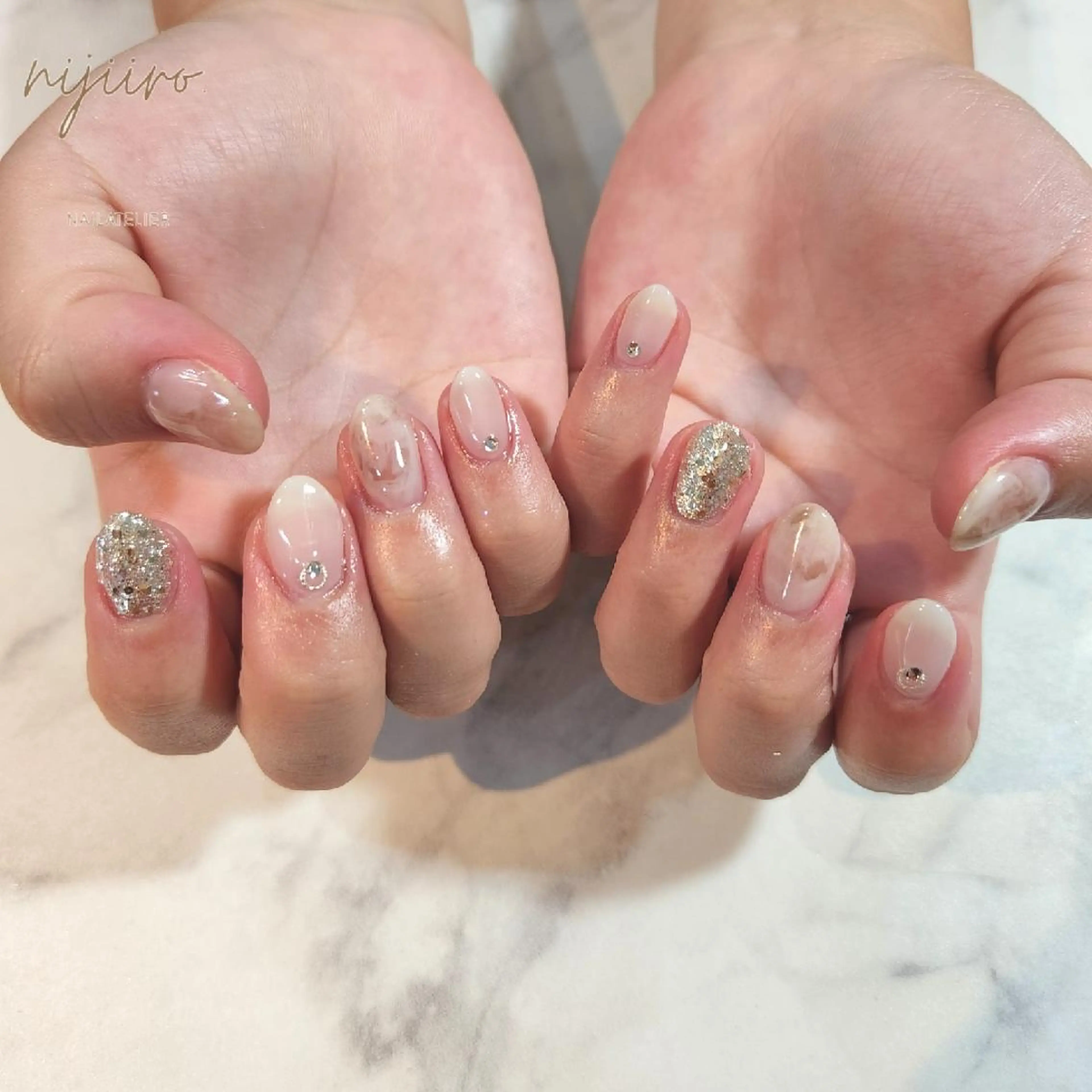 ネイル ハンドネイル nailatelier nijiiro.所属・nijiiro🌈 サトウのネイルデザイン