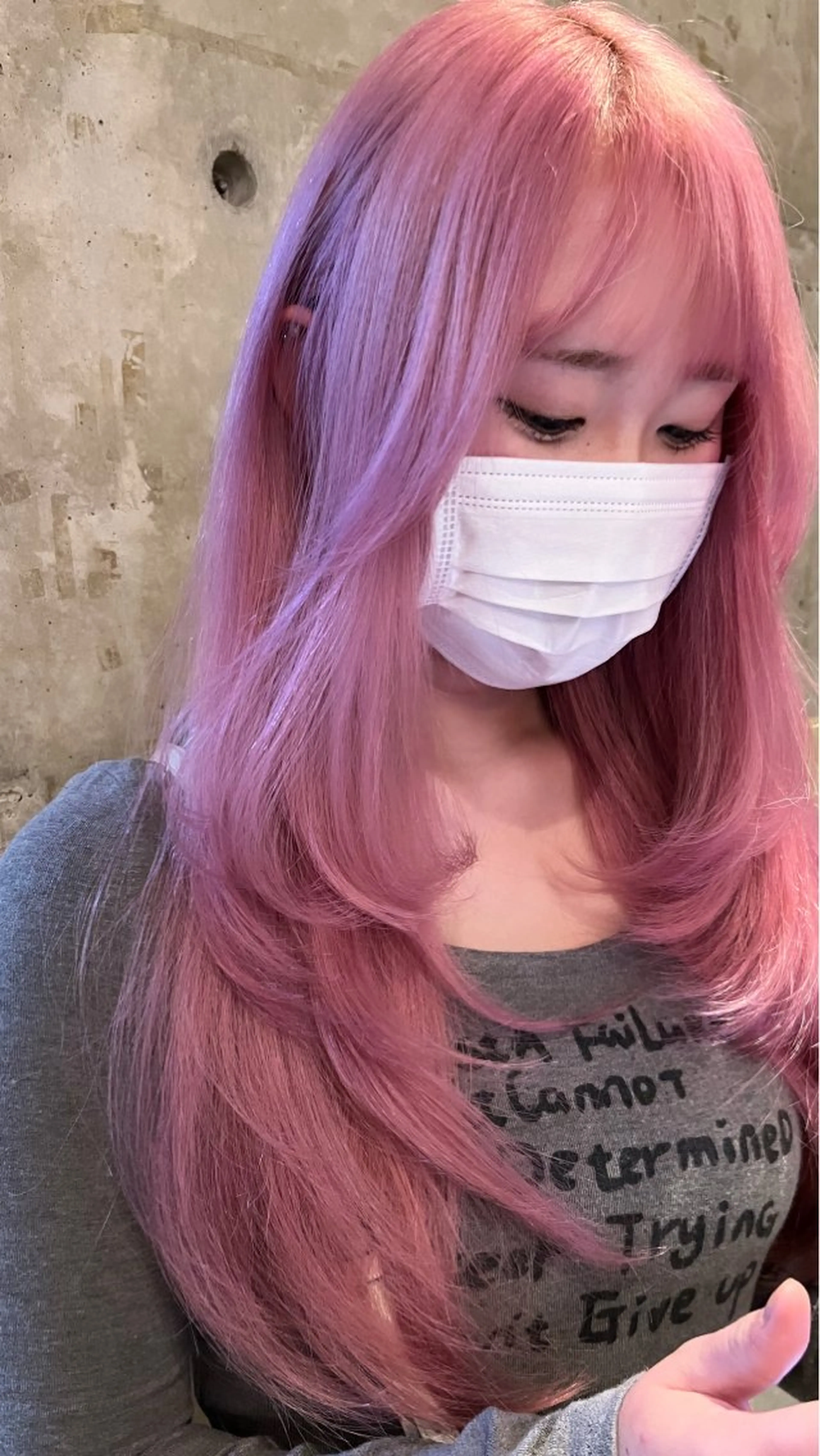 ロング カラー ハイトーンカラー レイヤーカット 只野 真衣のヘアスタイル