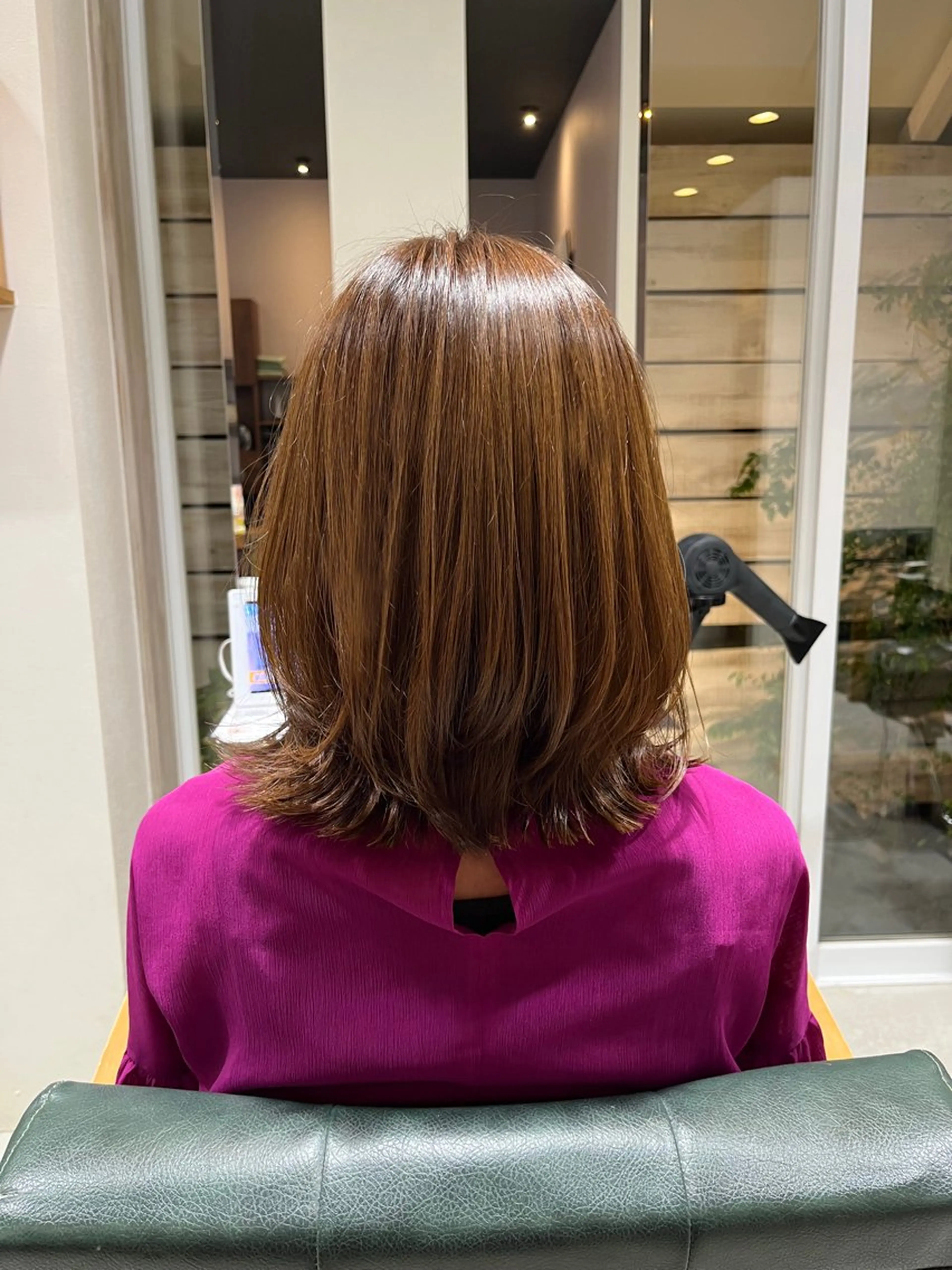 ミディアム カラー 宮川 結妃のヘアスタイル