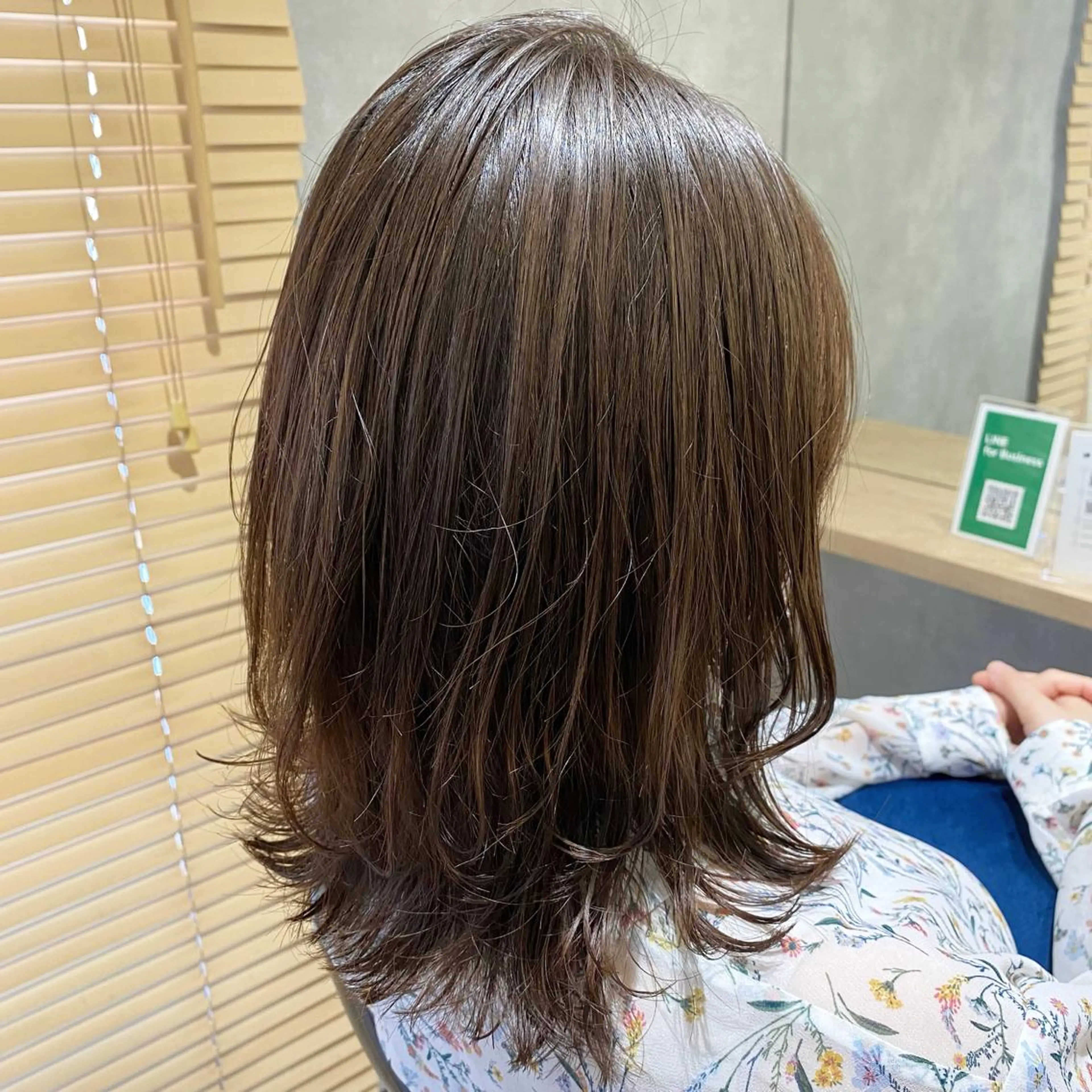 ミディアム パーマ ミディアムパーマ ボブ くびれヘア デジタルパーマ ✂韓国レイヤー 🦋みやび🪽のヘアスタイル