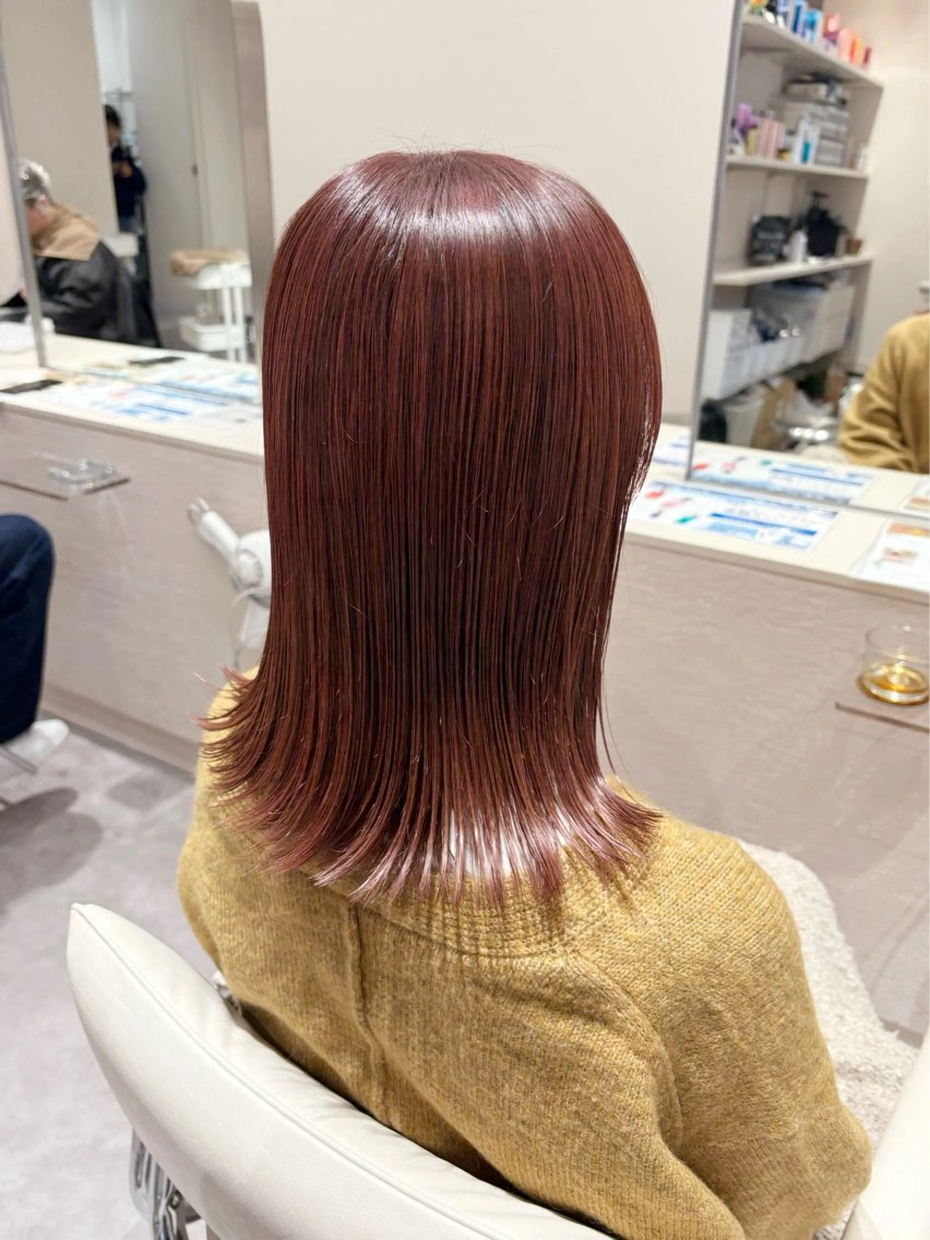 ミディアム カラー カット ヘアカラー トリートメント 増渕 駿介のヘアスタイル