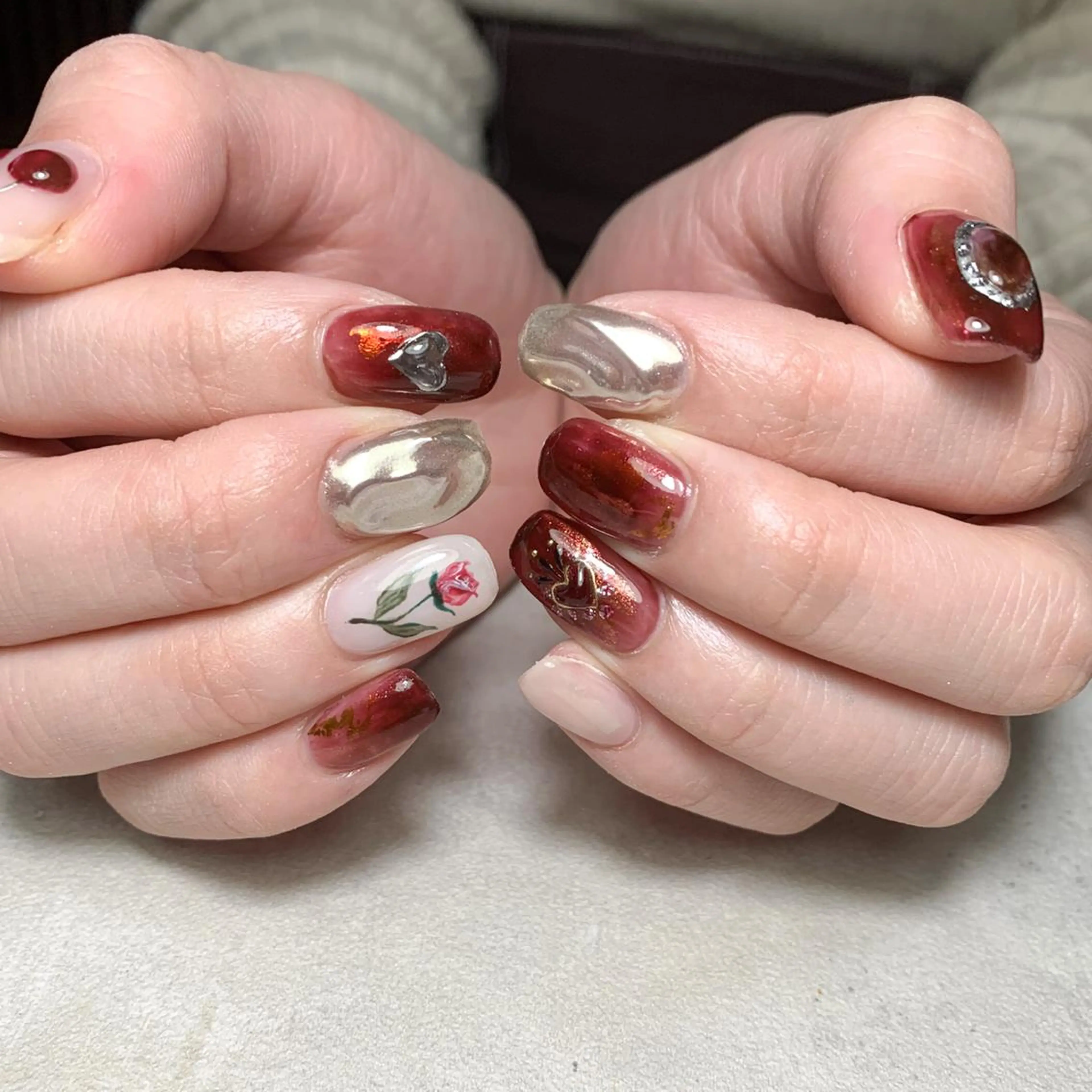 ネイル ハンドネイル atelier　FIORITURA所属・FIORITURA aiのネイルデザイン