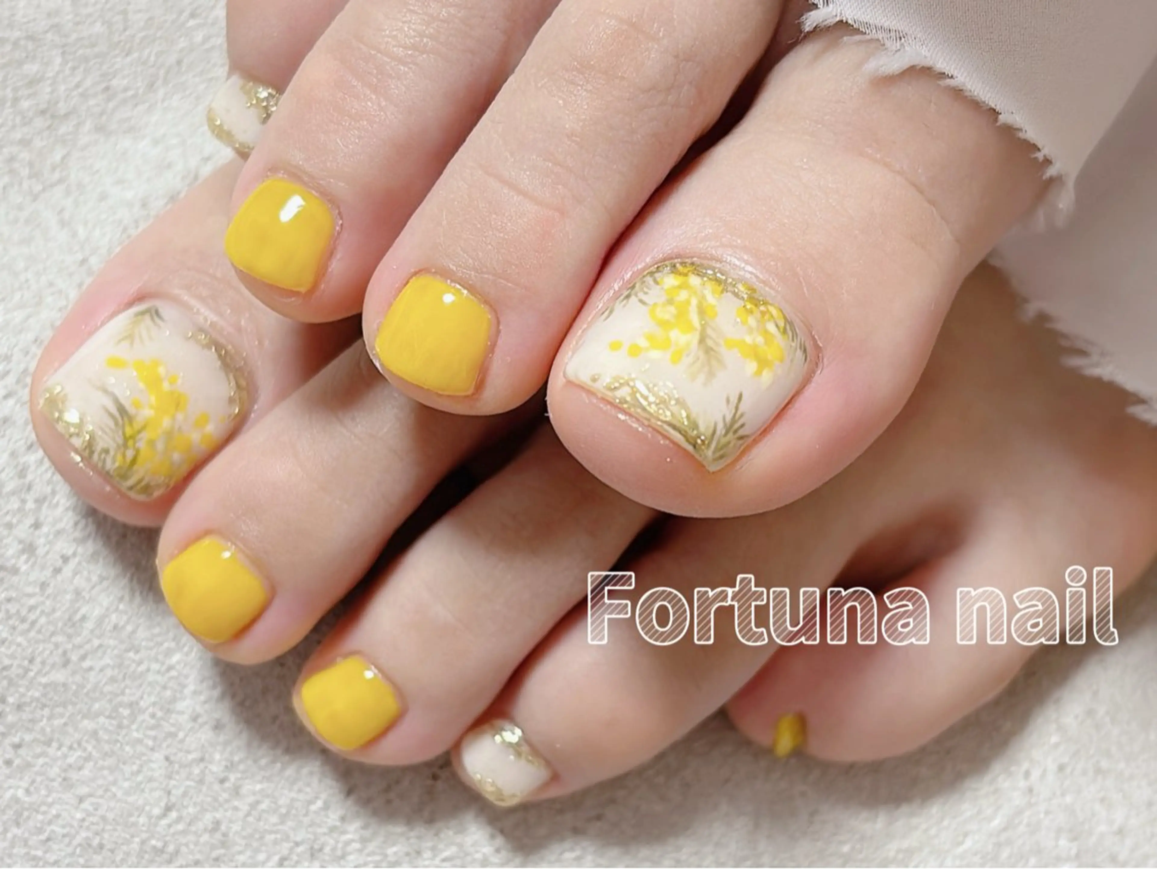 ネイル フットネイル Nail •Head スパFortunaのネイルデザイン