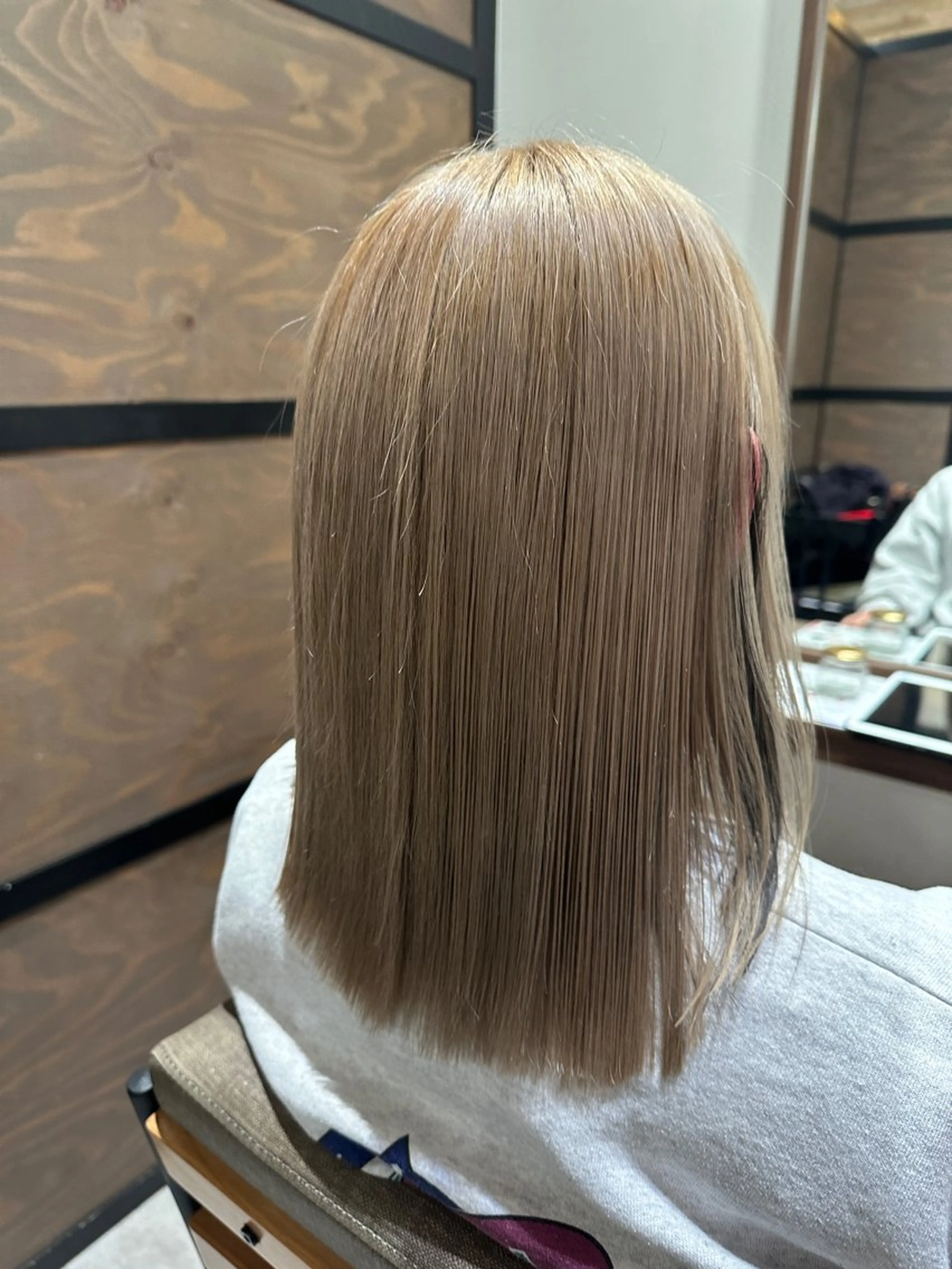 ミディアム カラー カット ヘアカラー トリートメント 💙美髪救世主💙 関華蓮のヘアスタイル