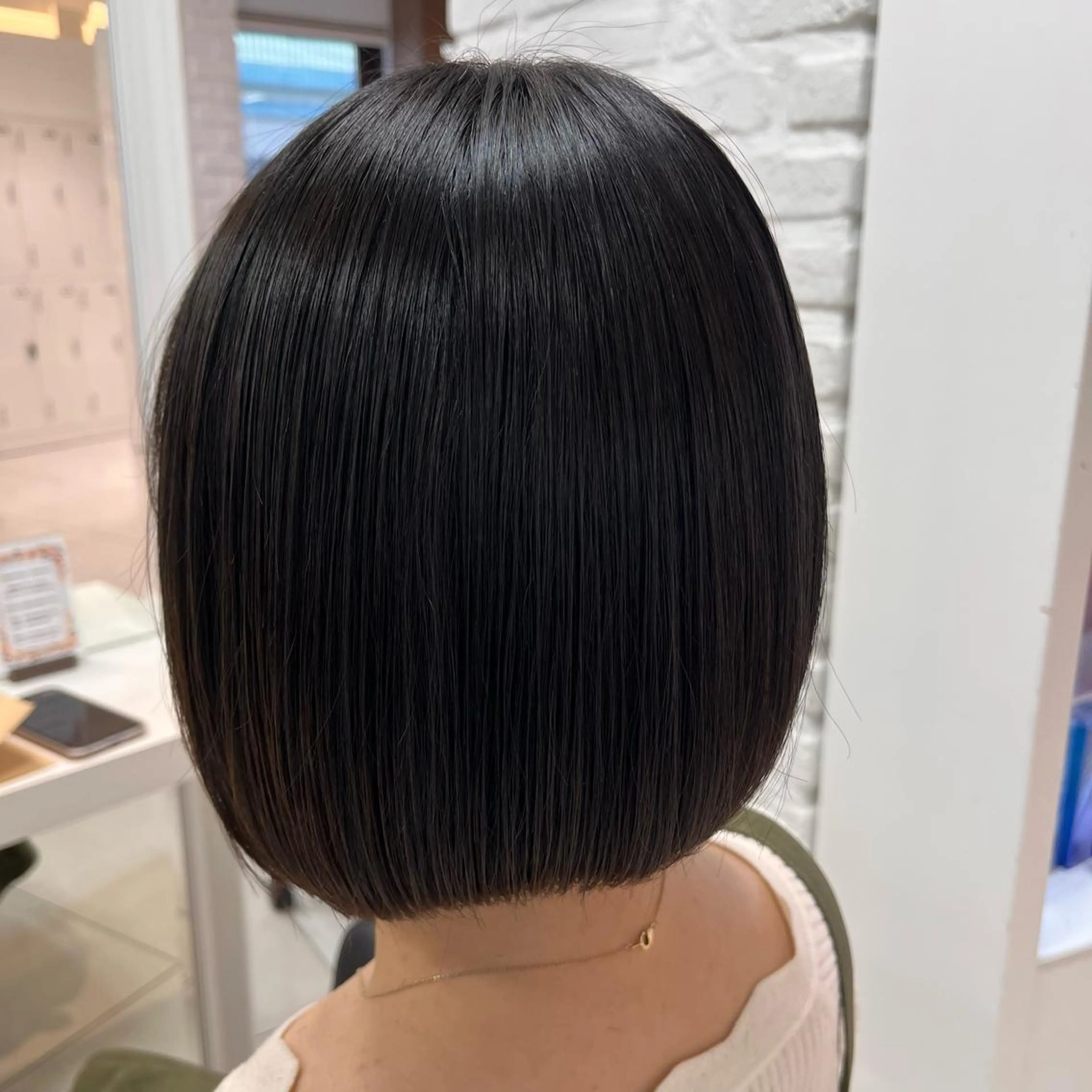 ショート 切りっぱなしボブ ボブ カット メンズヘア専門🦊 RYOKAのヘアスタイル