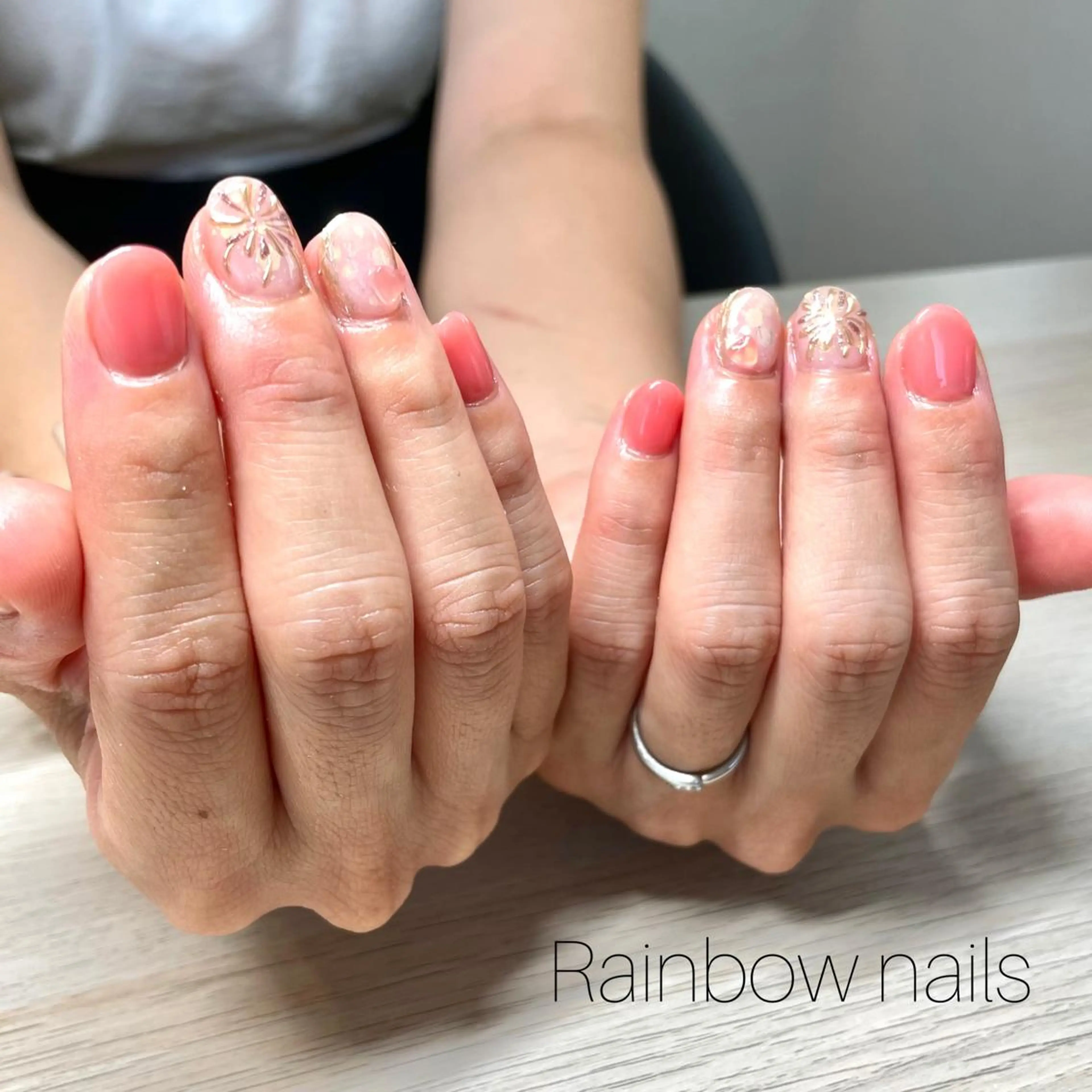 ネイル Rainbow nailsくろちゃんのネイルデザイン