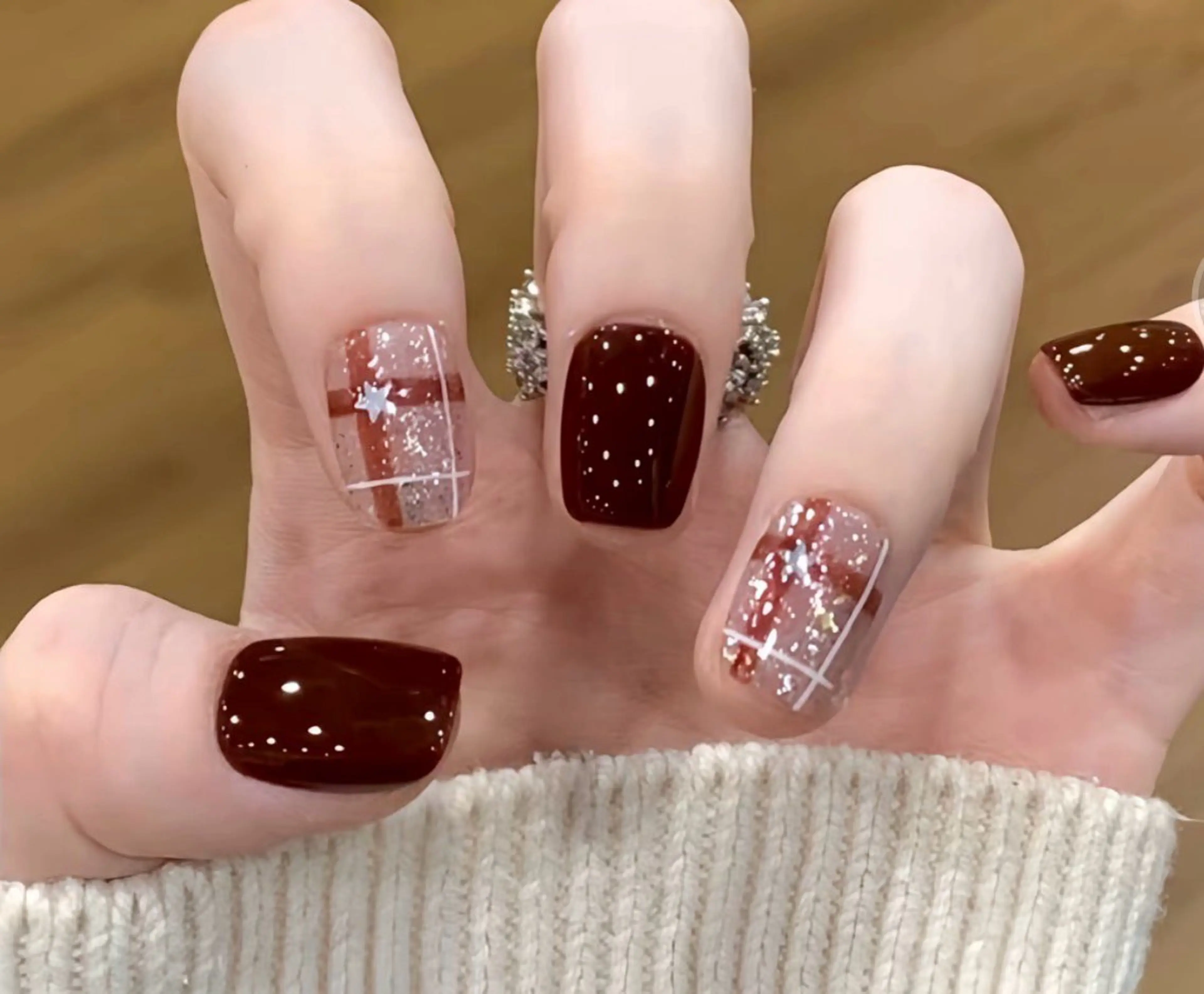 ネイル ✿は✿ぴ ✿ね✿す✿のネイルデザイン