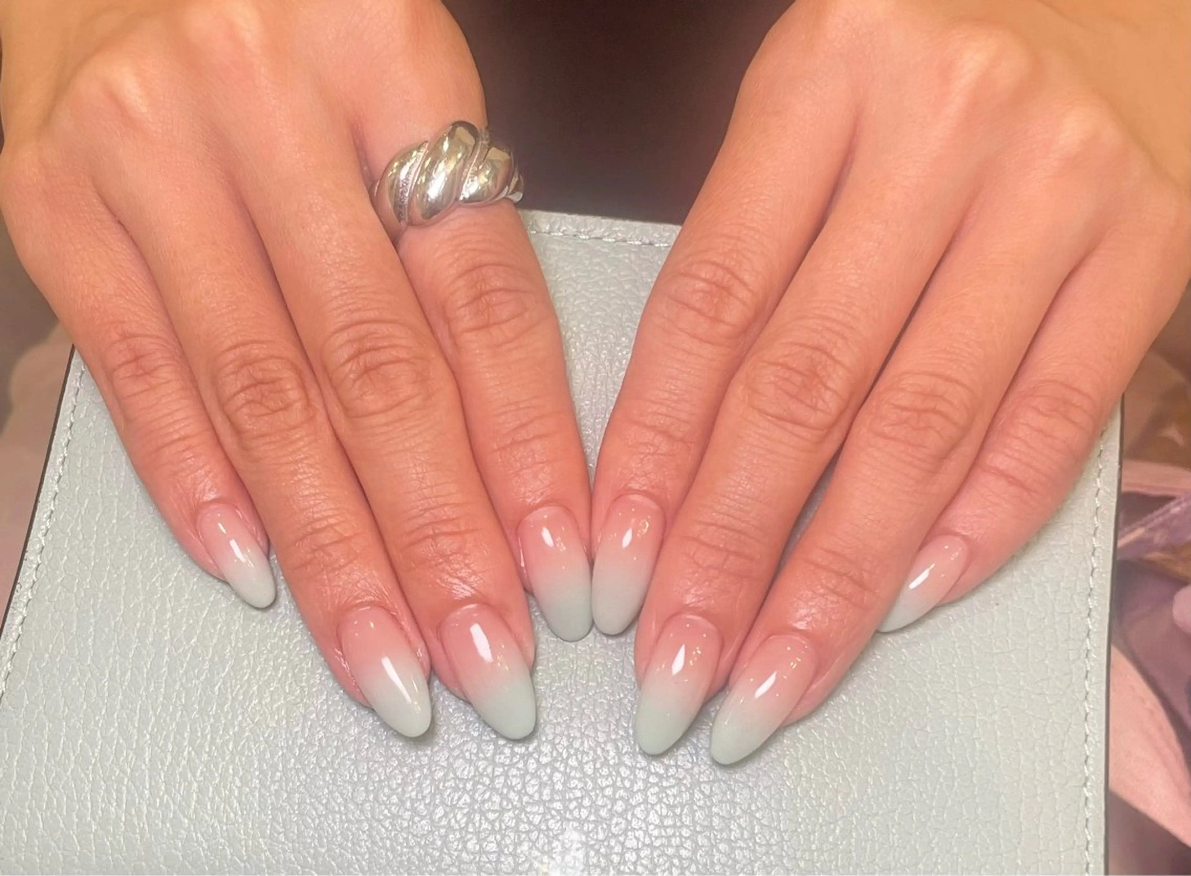 美フォルム★カラグラデーションの写真