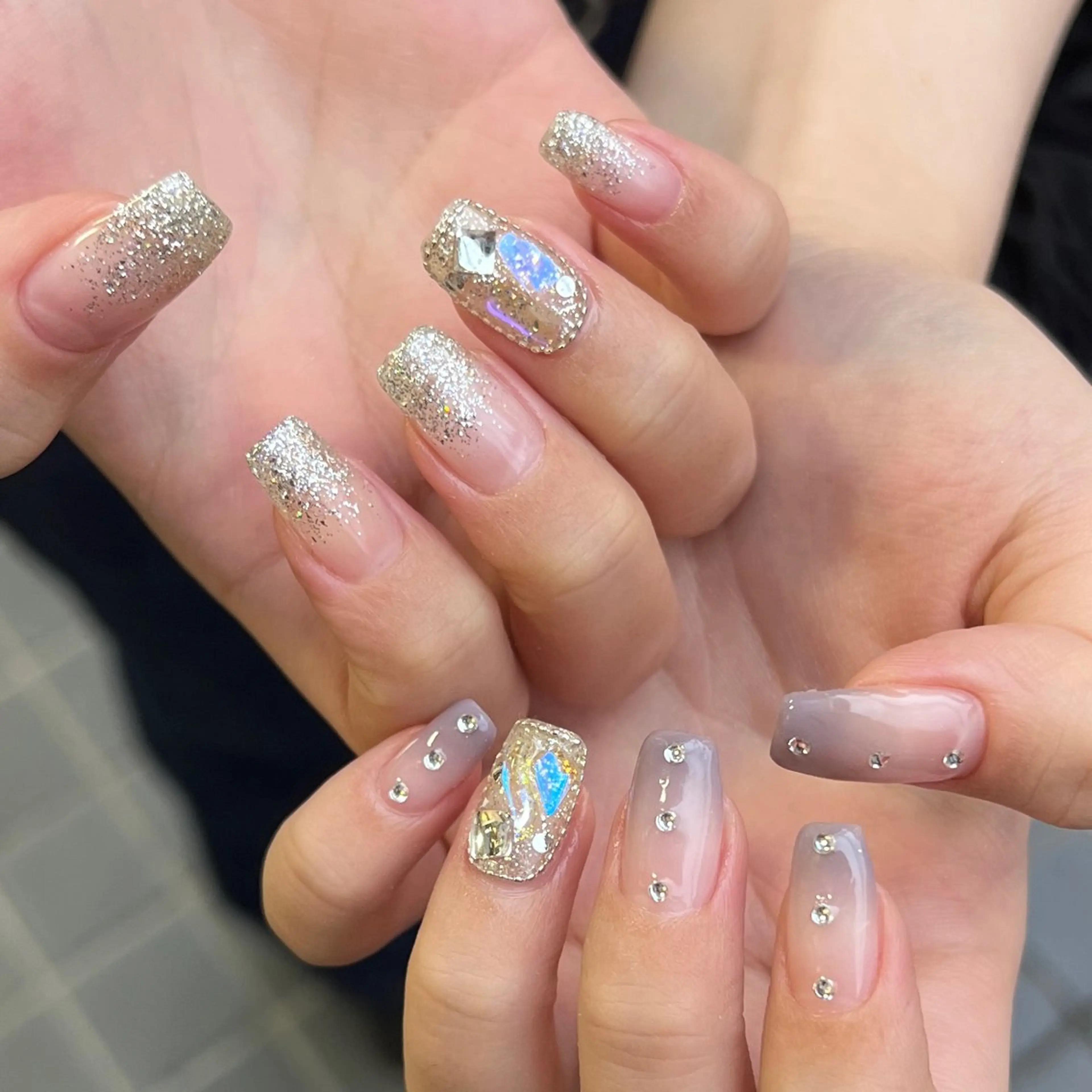 ネイル ハンドネイル 河野 弥月のネイルデザイン