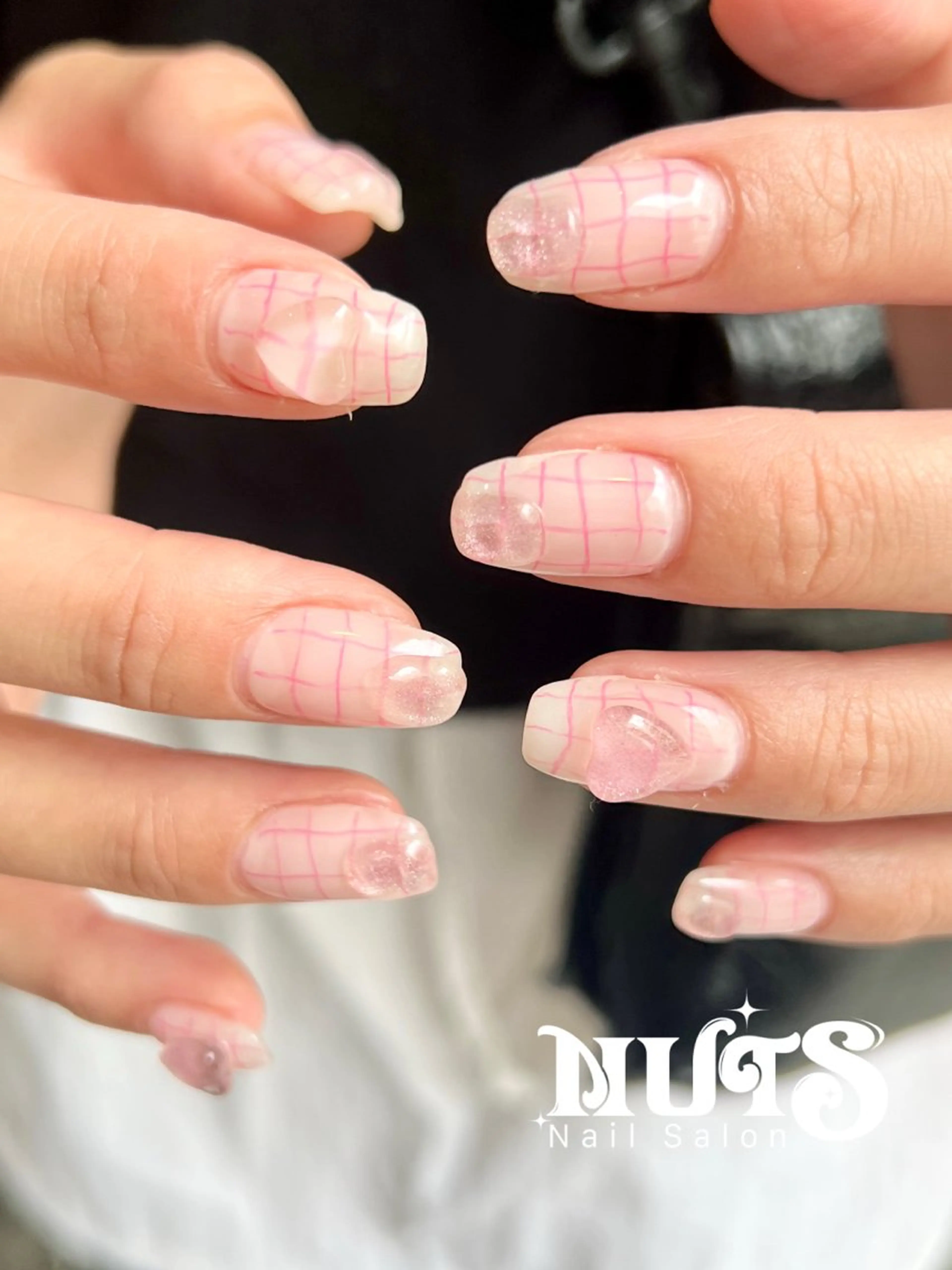 ネイル ジェルネイル ニュアンスネイル パラジェル ハンドネイル 個性派ニュアンス nuts nail所属・【池袋】nuts nail　なつみのネイルデザイン