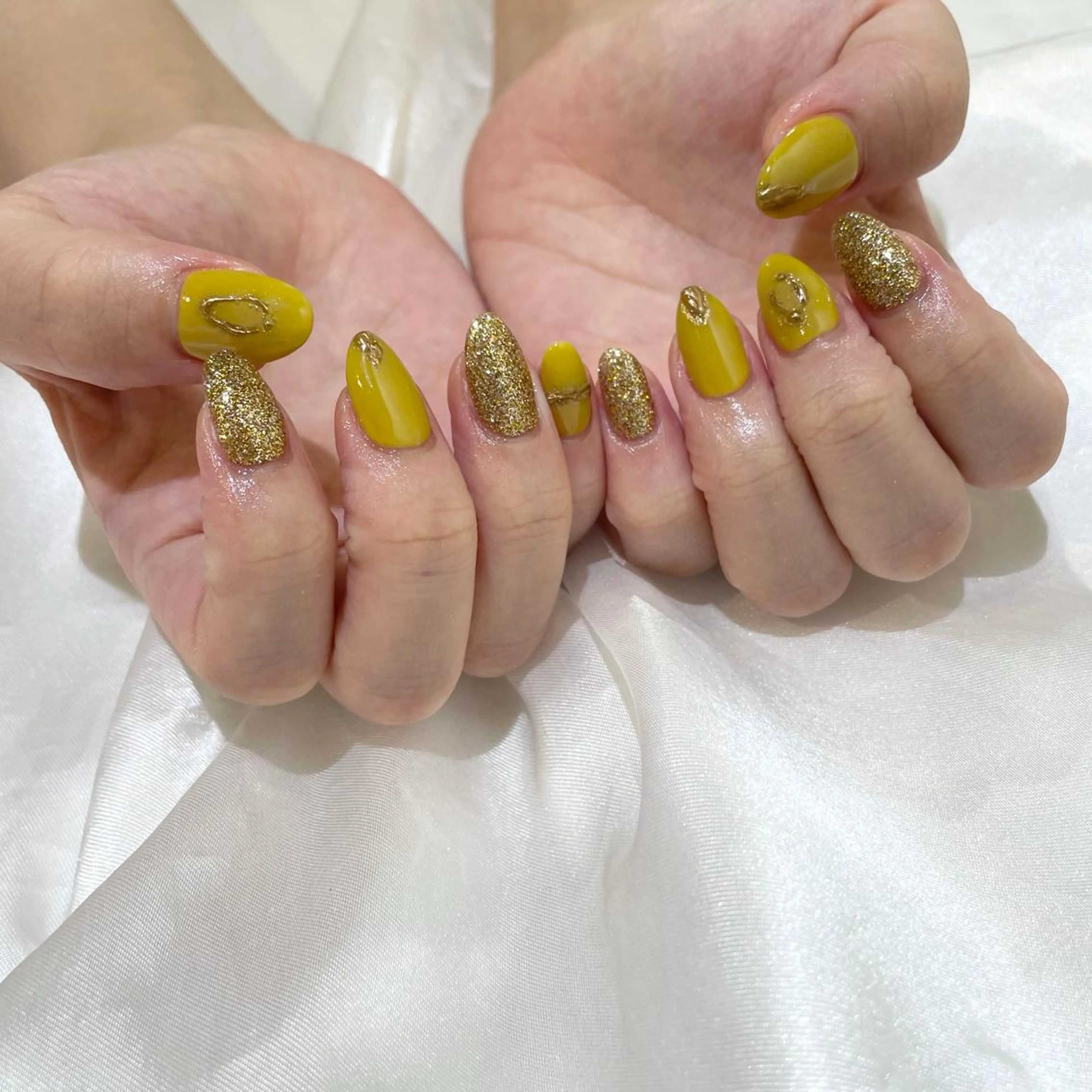 ネイル classic 新横浜所属・山田 暉のネイルデザイン