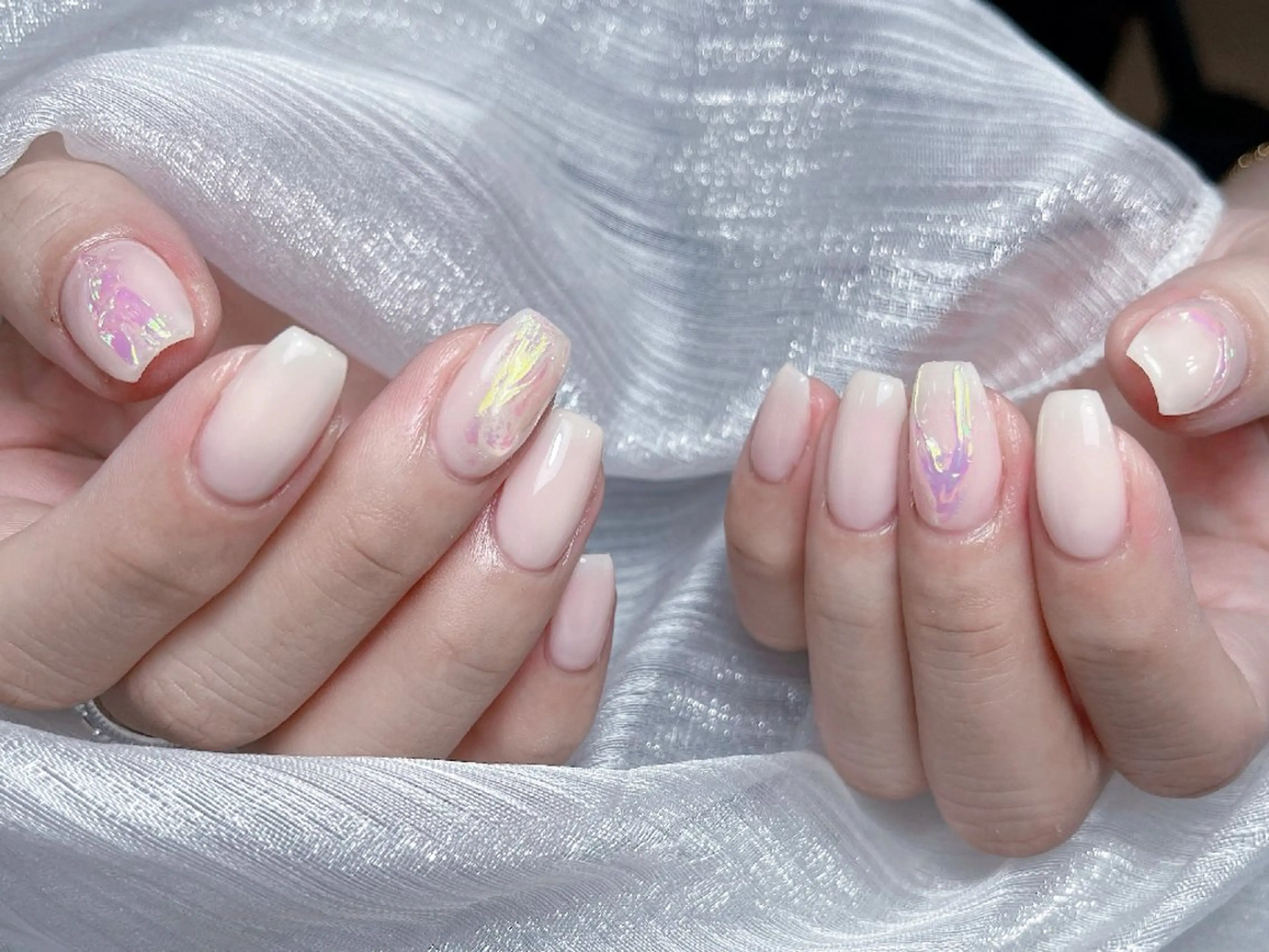 ネイル 長さ出し フレンチネイル グラデーション マグネットネイル マグネットフレンチ ハンドネイル ハンドケア ✨Dreamy NORAのネイルデザイン