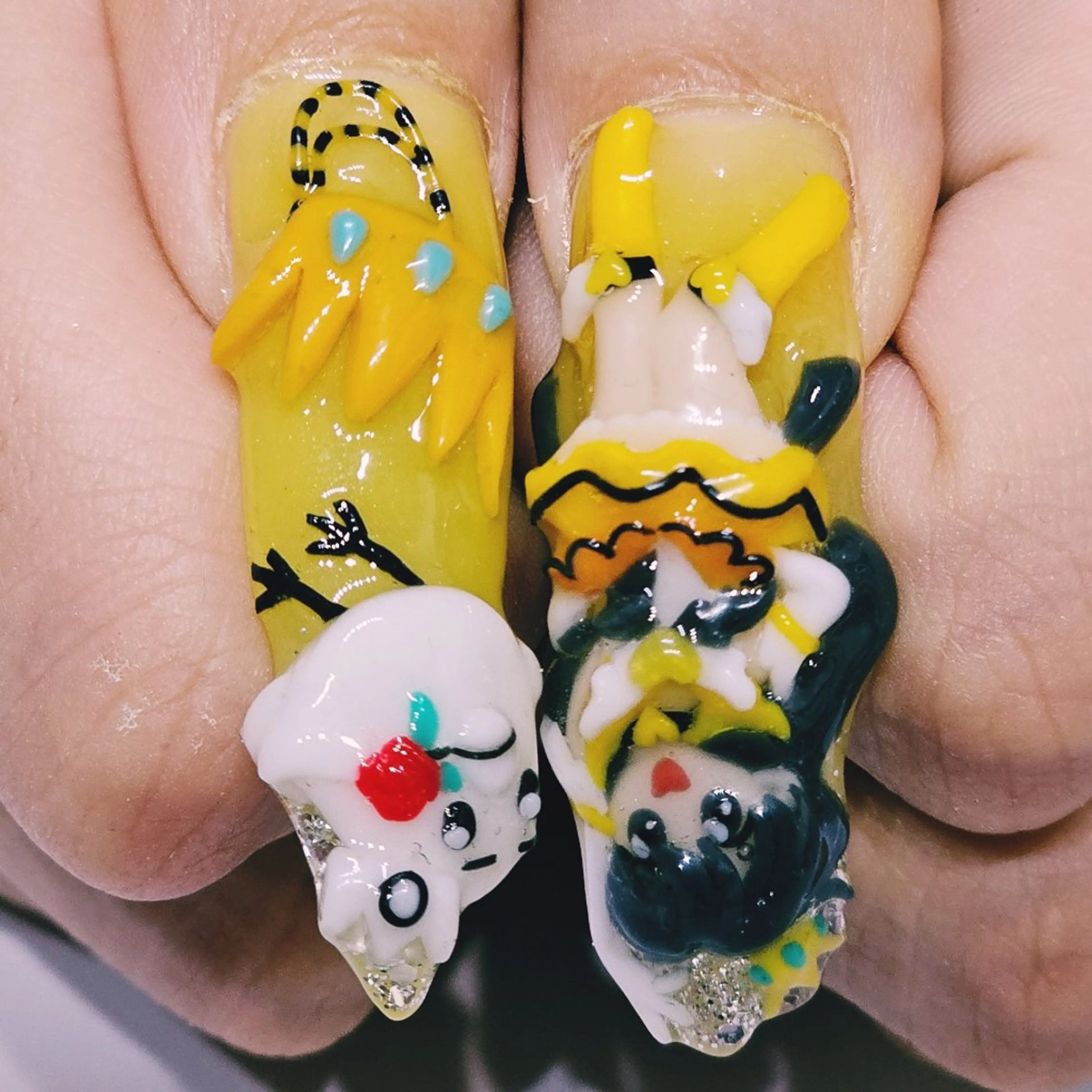 ネイル アートネイル グラデーション ラメ(グリッター) シルバー 黄色 ハンドネイル よしだ ひろきのネイルデザイン