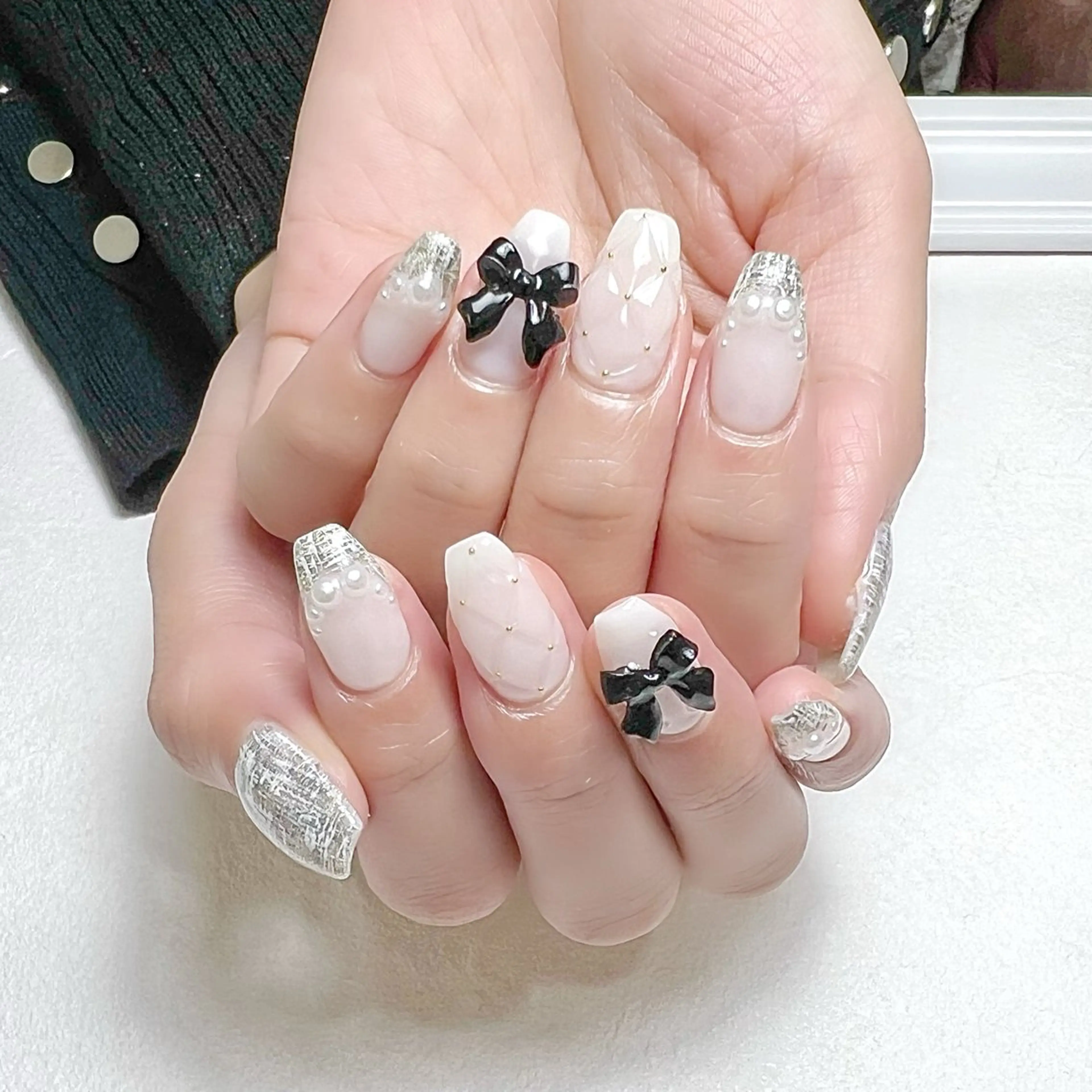 ネイル ガーリー キラキラネイル 韓国ネイル ツイードネイル ワンホンネイル rouse nail RISATOのネイルデザイン