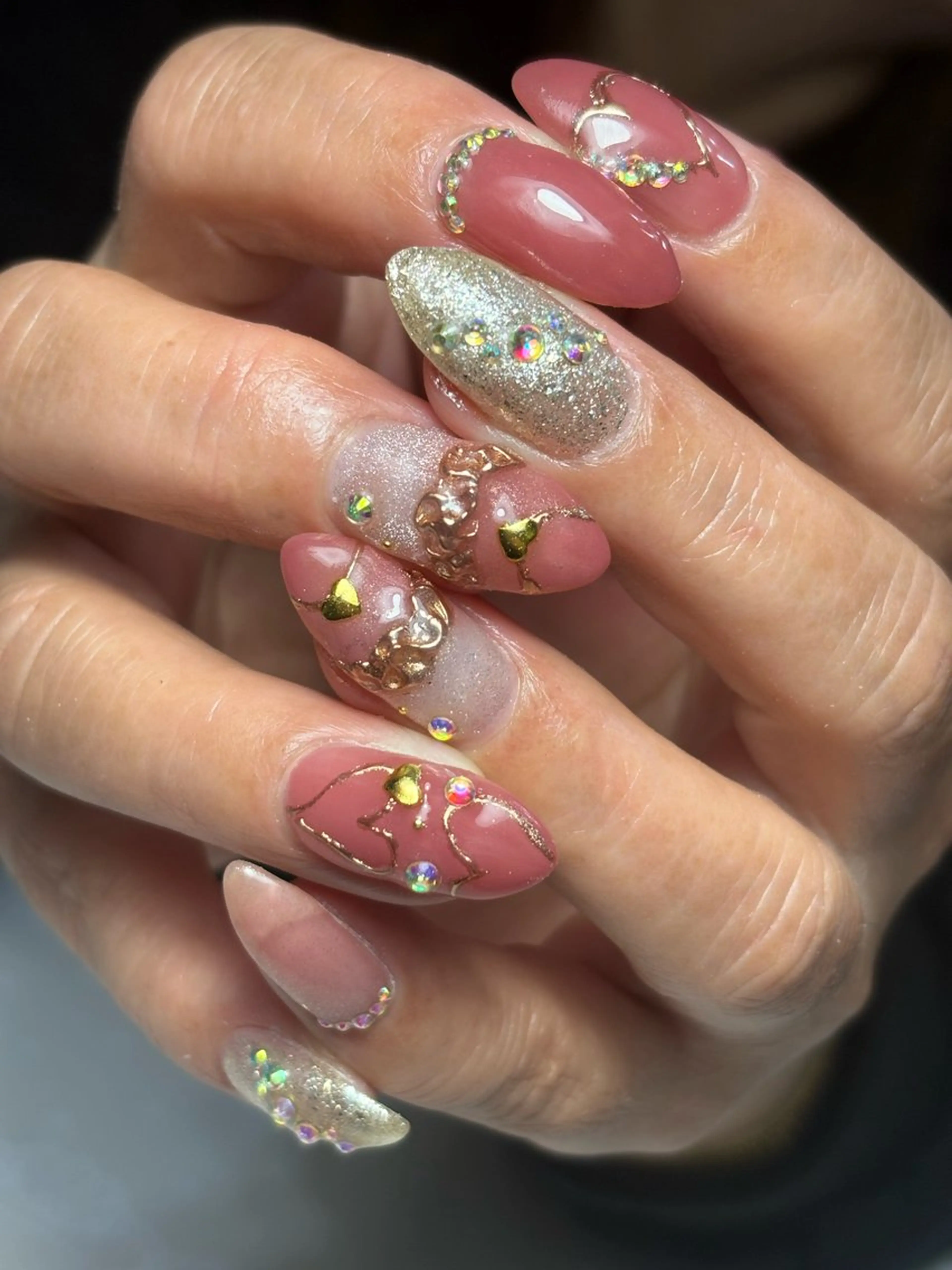 ネイル ハンドネイル フットネイル ✴︎ Delightのネイルデザイン