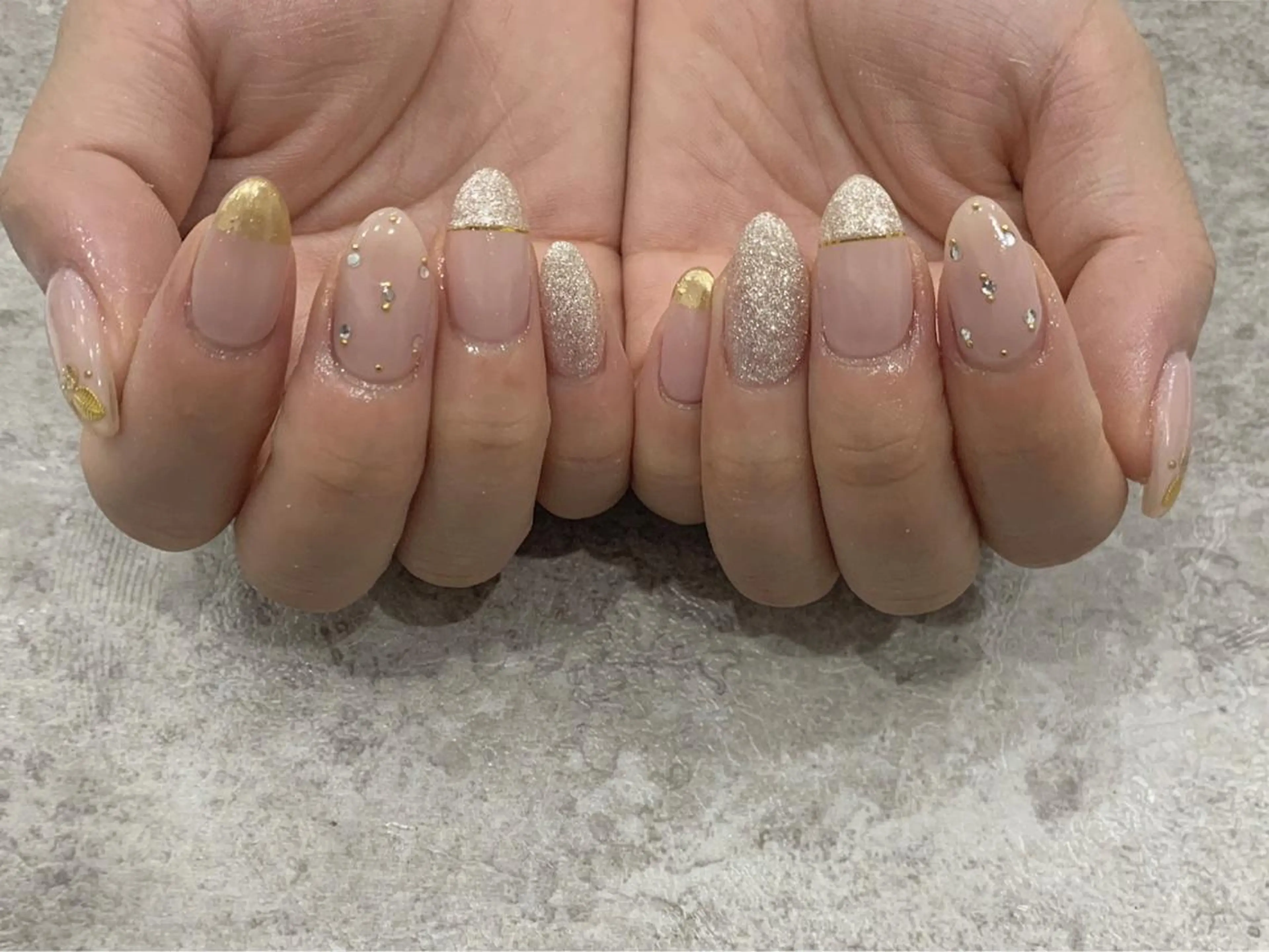 ロング カラー ネイル マツエク・マツパ フレンチネイル キラキラネイル 大理石ネイル(マーブル) ニュアンスネイル オフィスネイル ハンドネイル 松井 亜由美のネイルデザイン