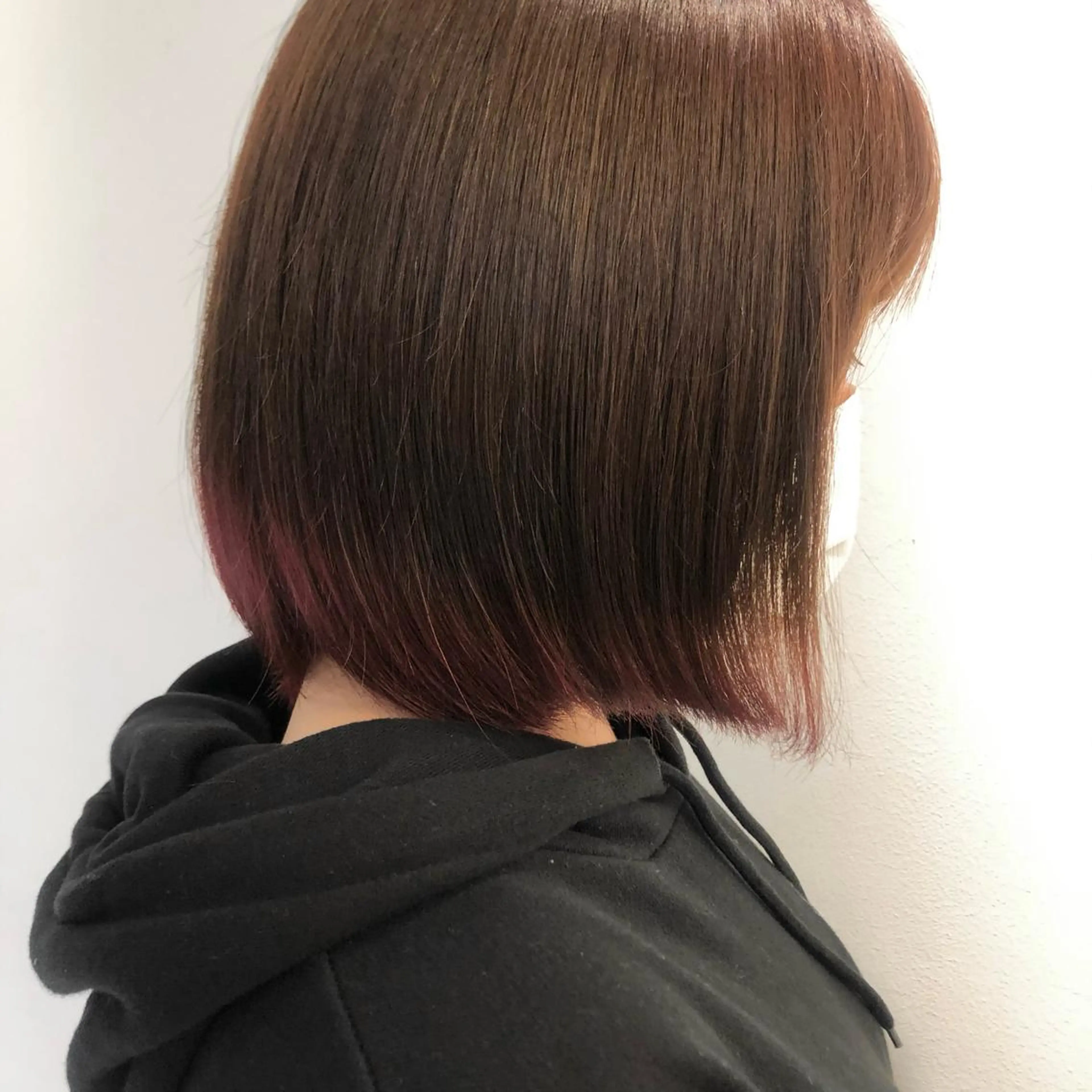 ショート カラー 吉田 美優のヘアスタイル