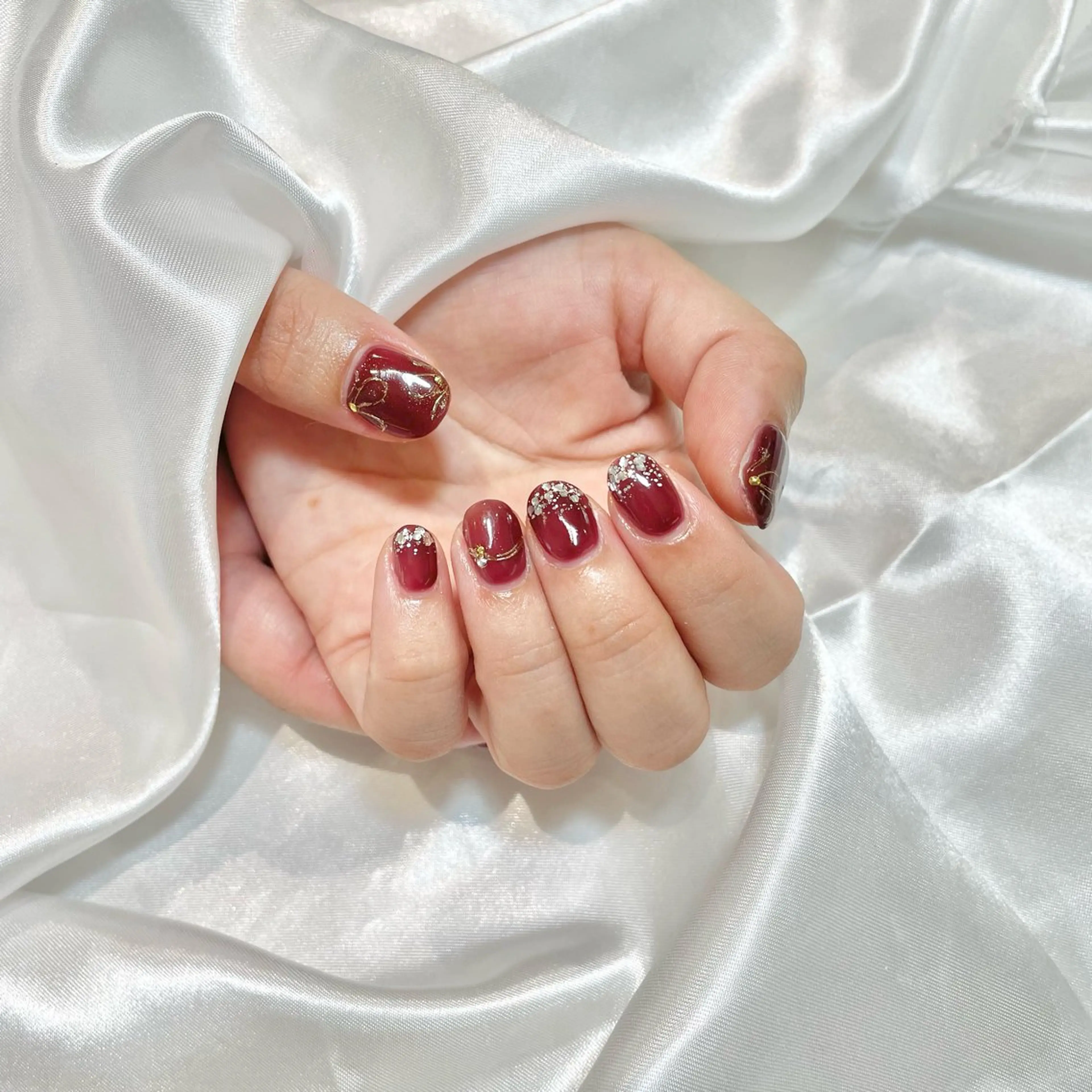 ネイル WISTERIA midoriのネイルデザイン