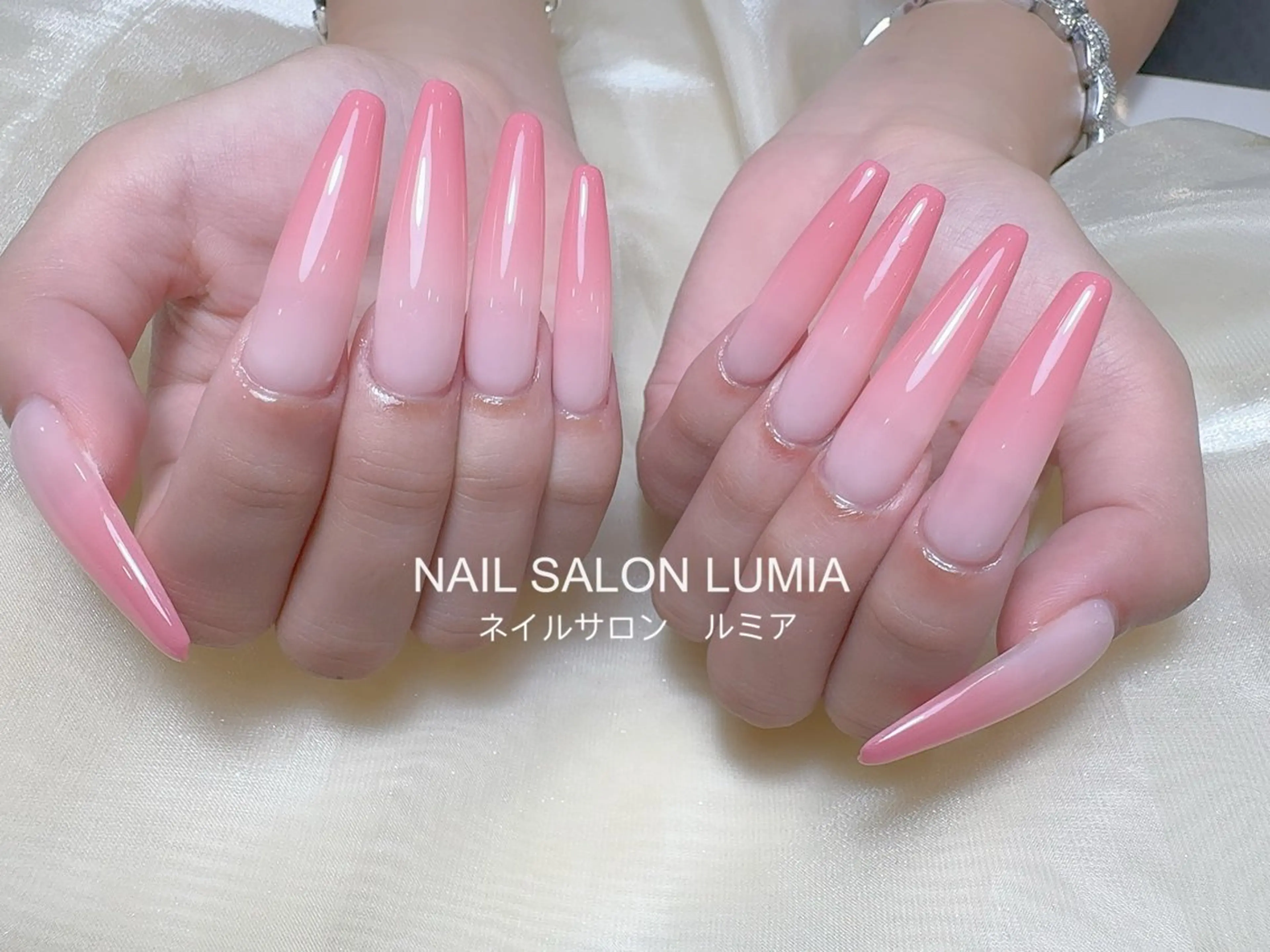 ネイル ハンドネイル ネイルサロン ルミア Lumia 店長のネイルデザイン