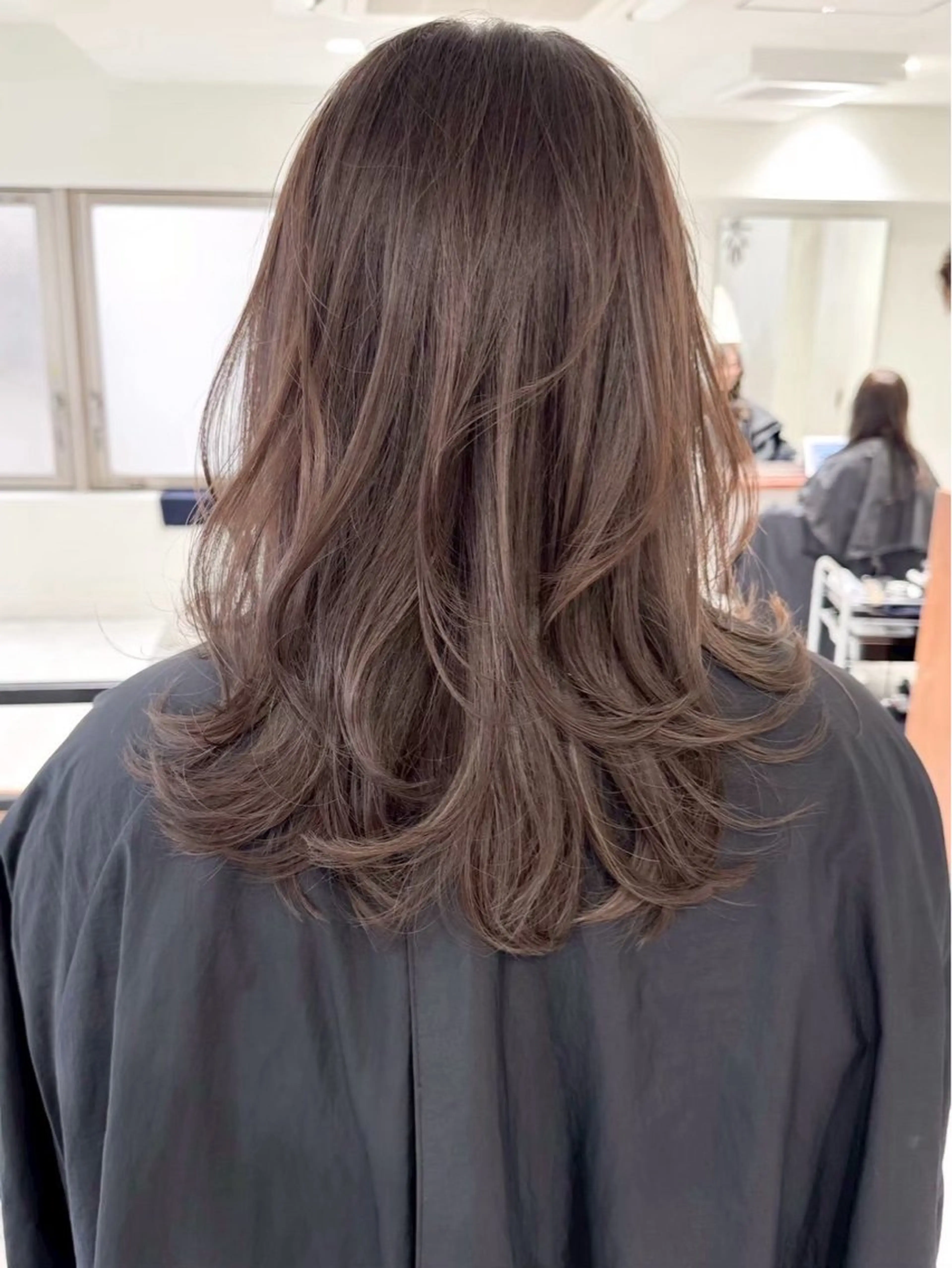 ミディアム カラー カット ヘアカラー トリートメント Amaretto かなのヘアスタイル