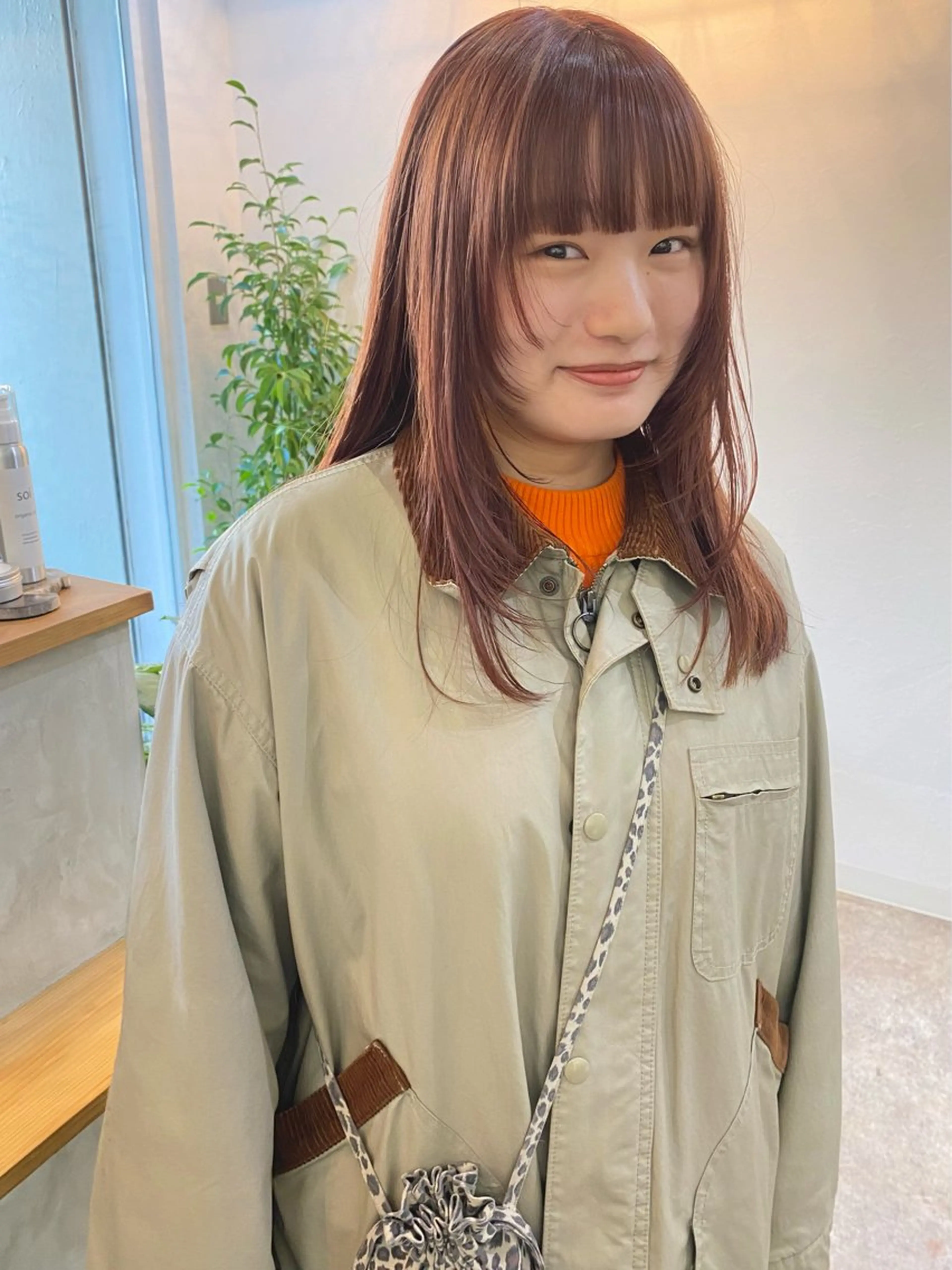 セミロング カラー ブラウンカラー ピンクカラー ピンクブラウン 顔まわりレイヤー レイヤーカット カット ヘアカラー トリートメント 森貴裕/ベージュ/ パーマ/オリーブのヘアスタイル