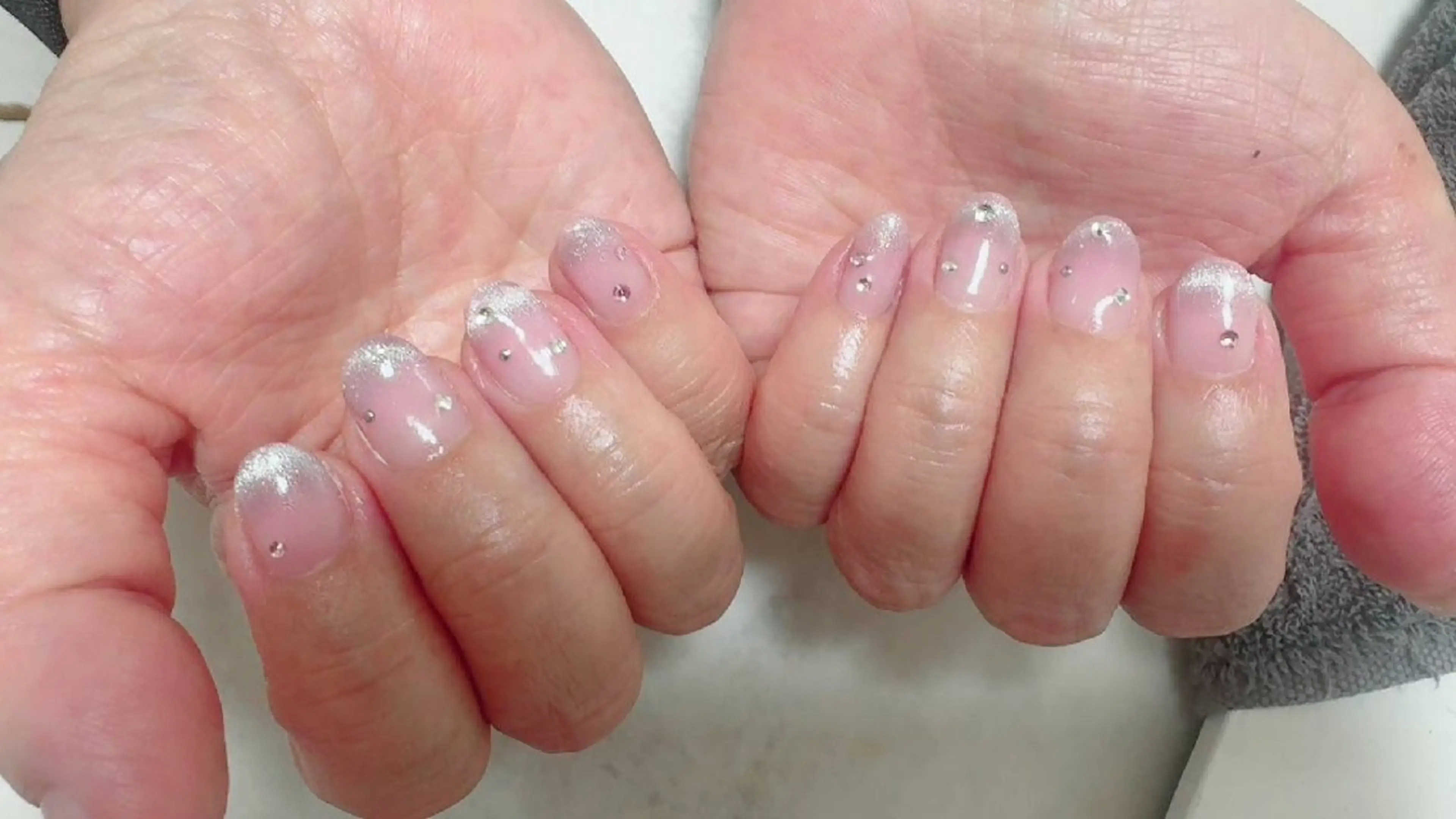 ネイル Fleur 【フルール】のネイルデザイン