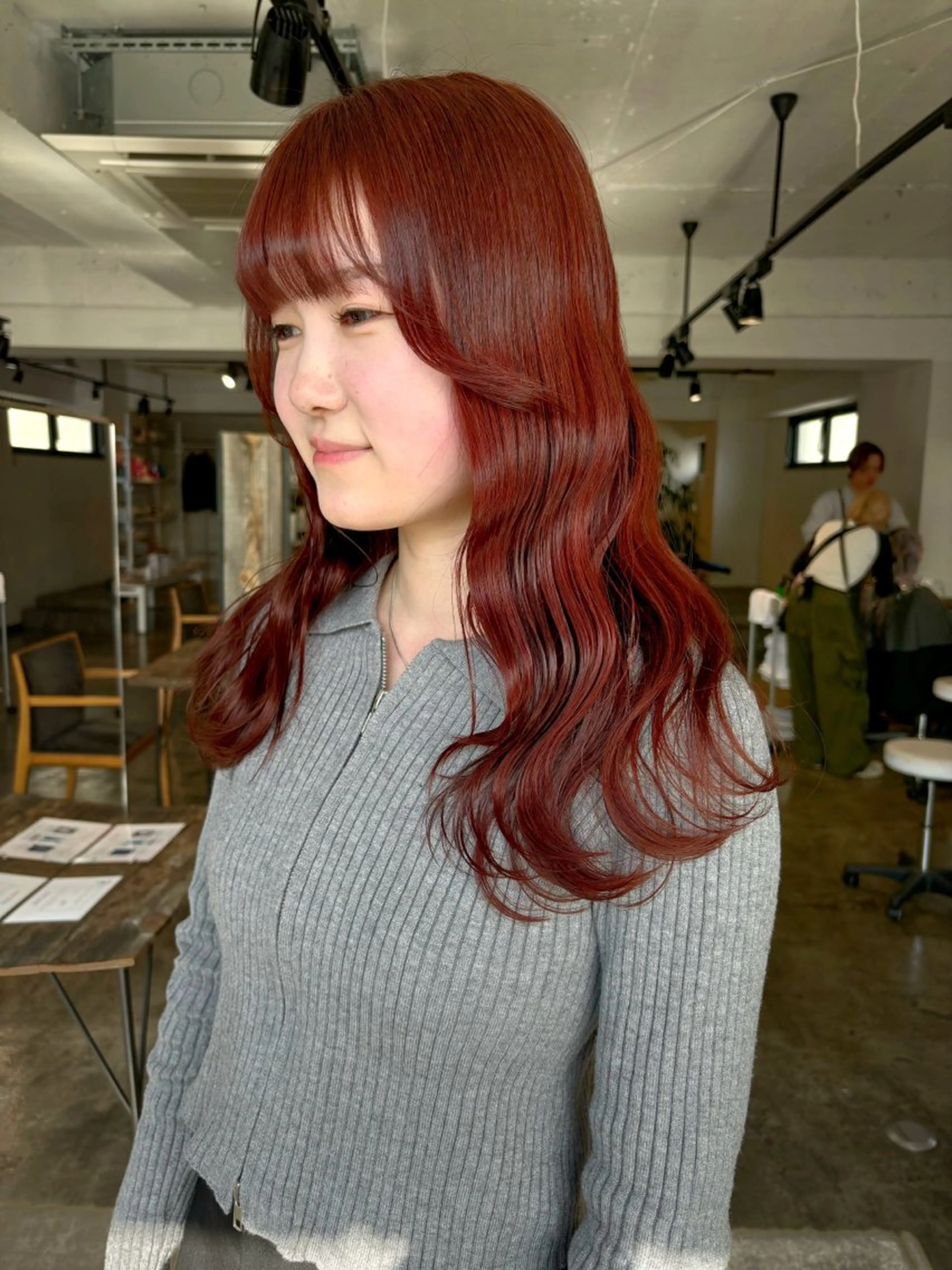 ロング カラー ブリーチ ボルドーカラー カシス ブリーチなしカラー ピンクカラー 暖色カラー🍒 ケアブリーチ/akiのヘアスタイル