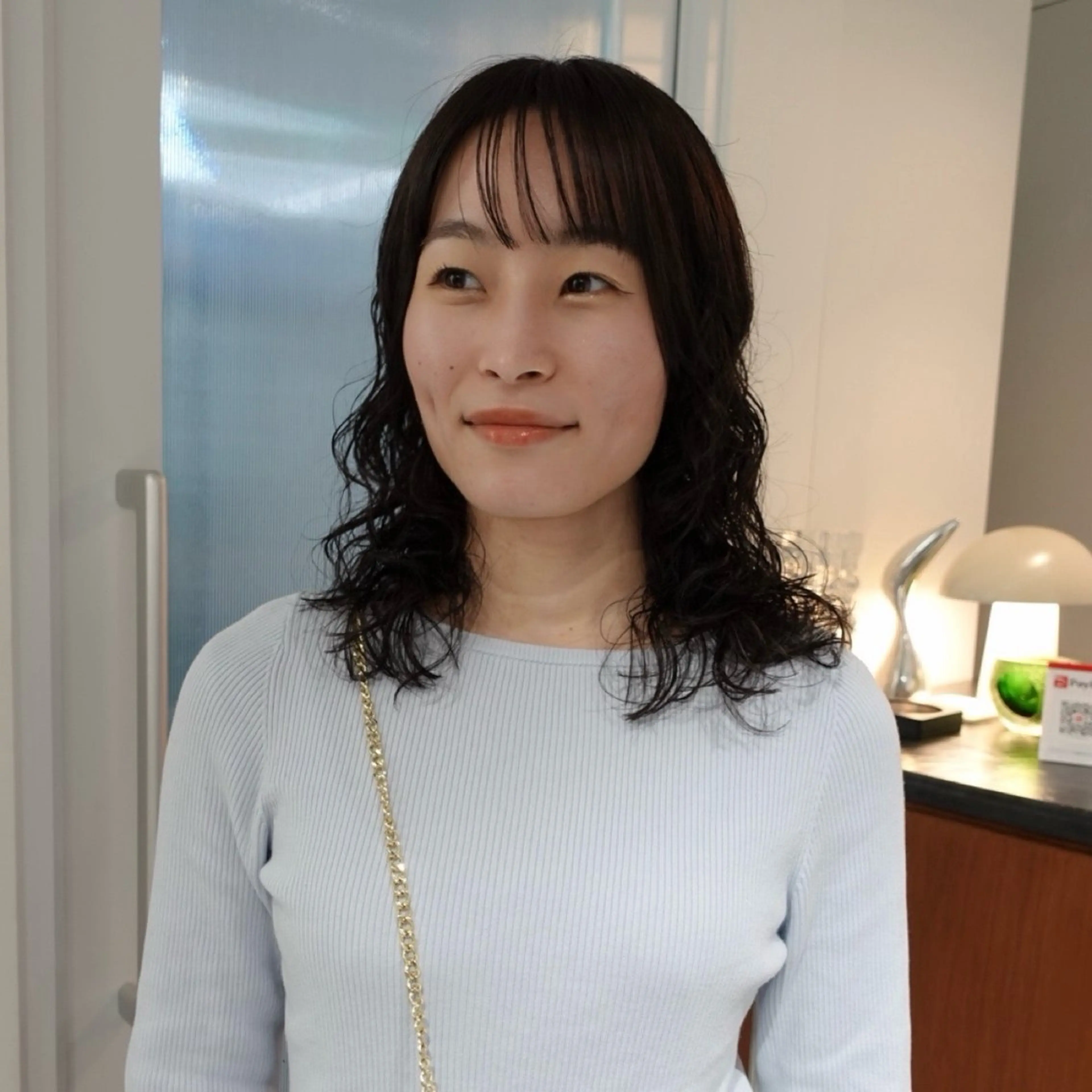 セミロング カラー パーマ ヘアアレンジ セミロングパーマ カット ヘアカラー 🌐サトウ リョウ🌐のヘアスタイル