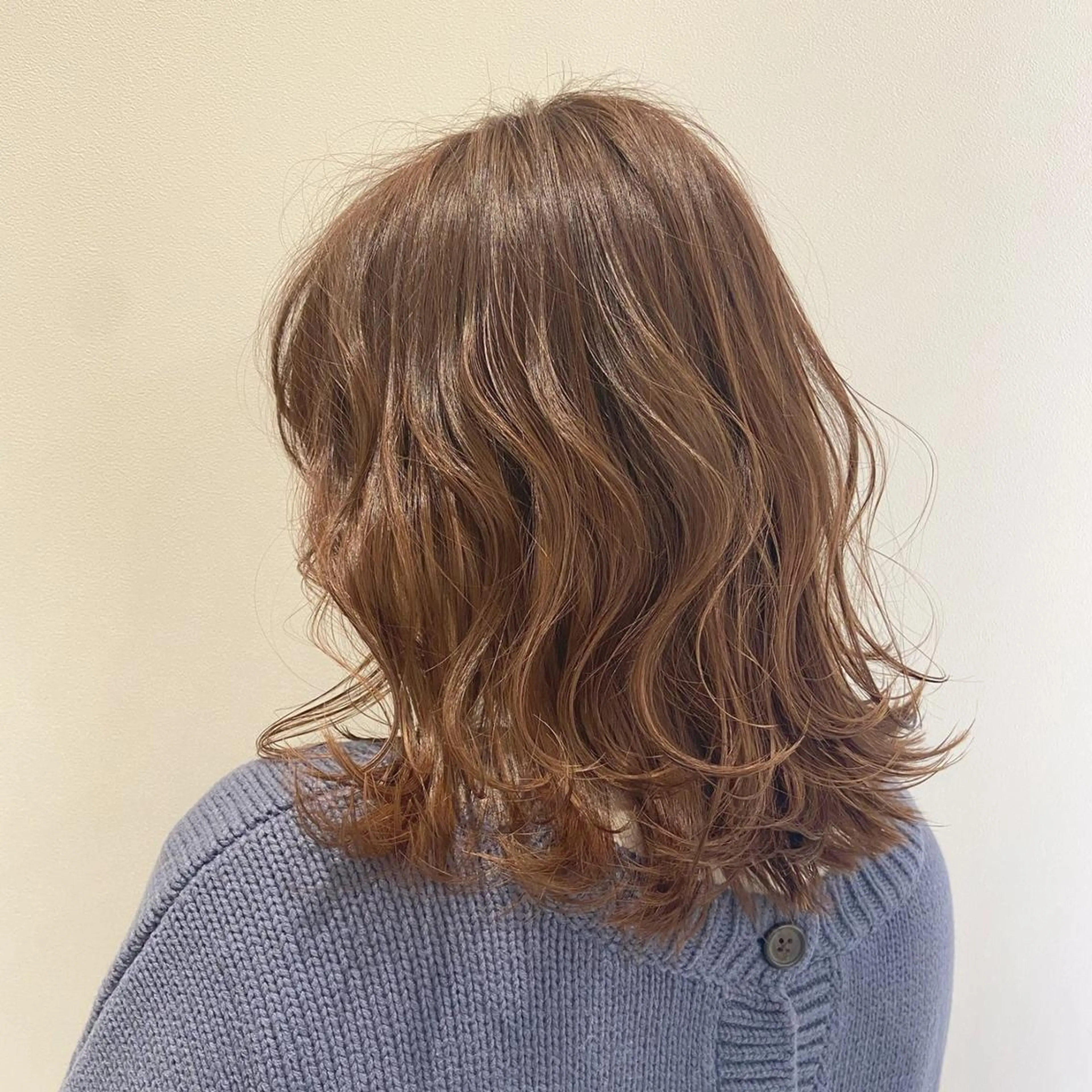 ミディアム beauty: beast 熊本店のヘアスタイル