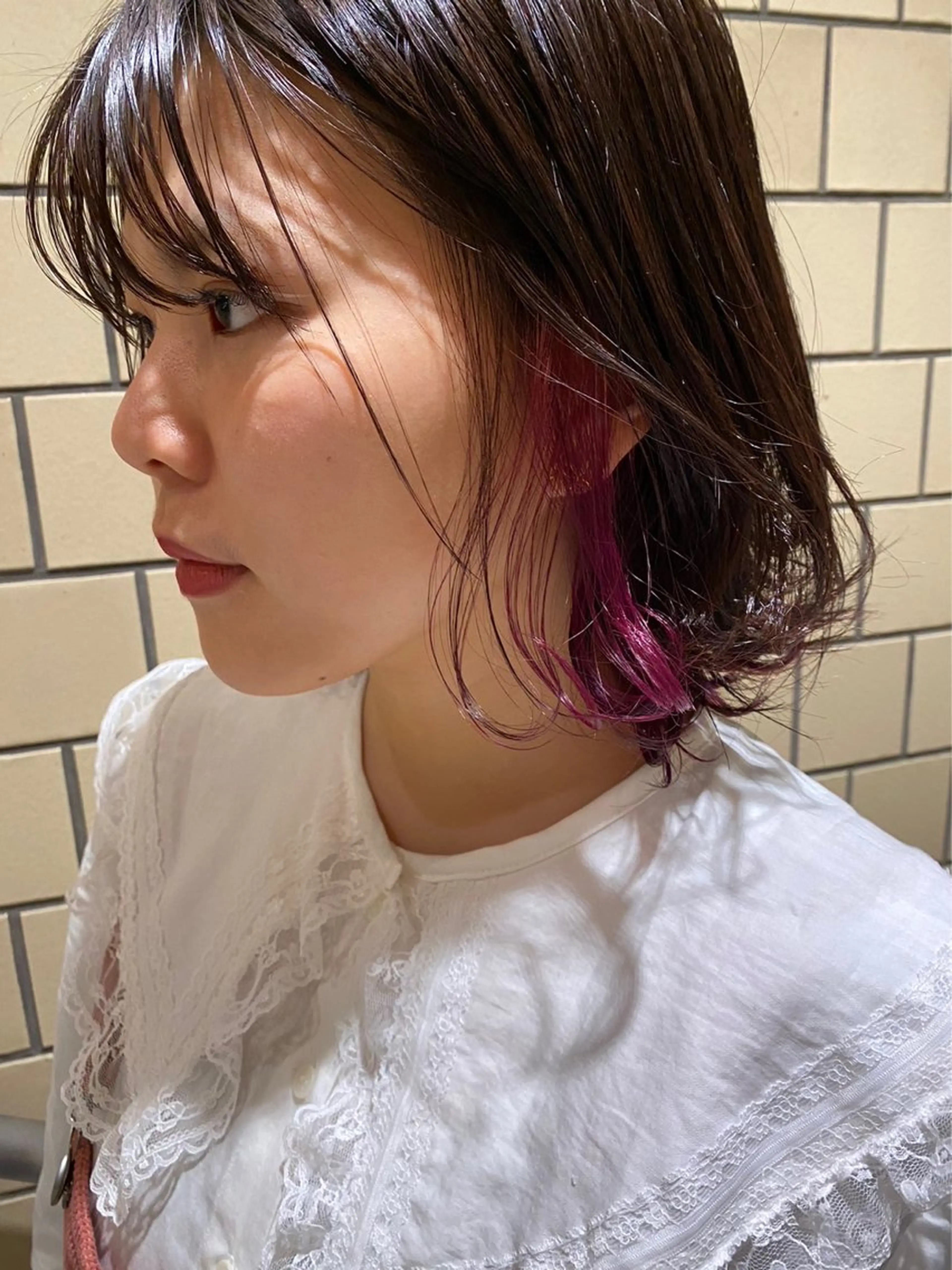 ミディアム カラー インナーカラー アシカガ ヨウコのヘアスタイル