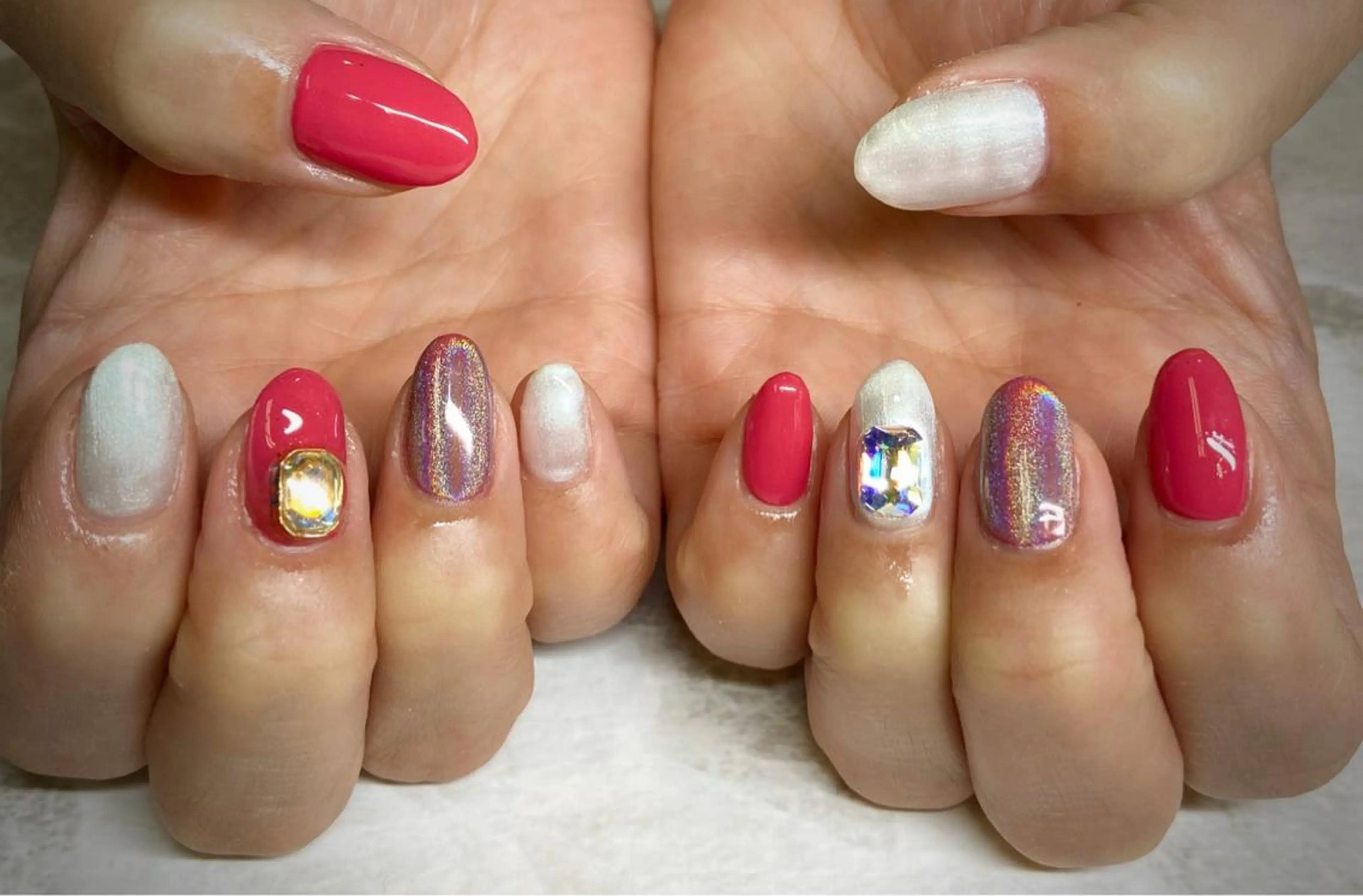 ネイル MARIANAIL マリアネイル所属・川上 真智子のネイルデザイン