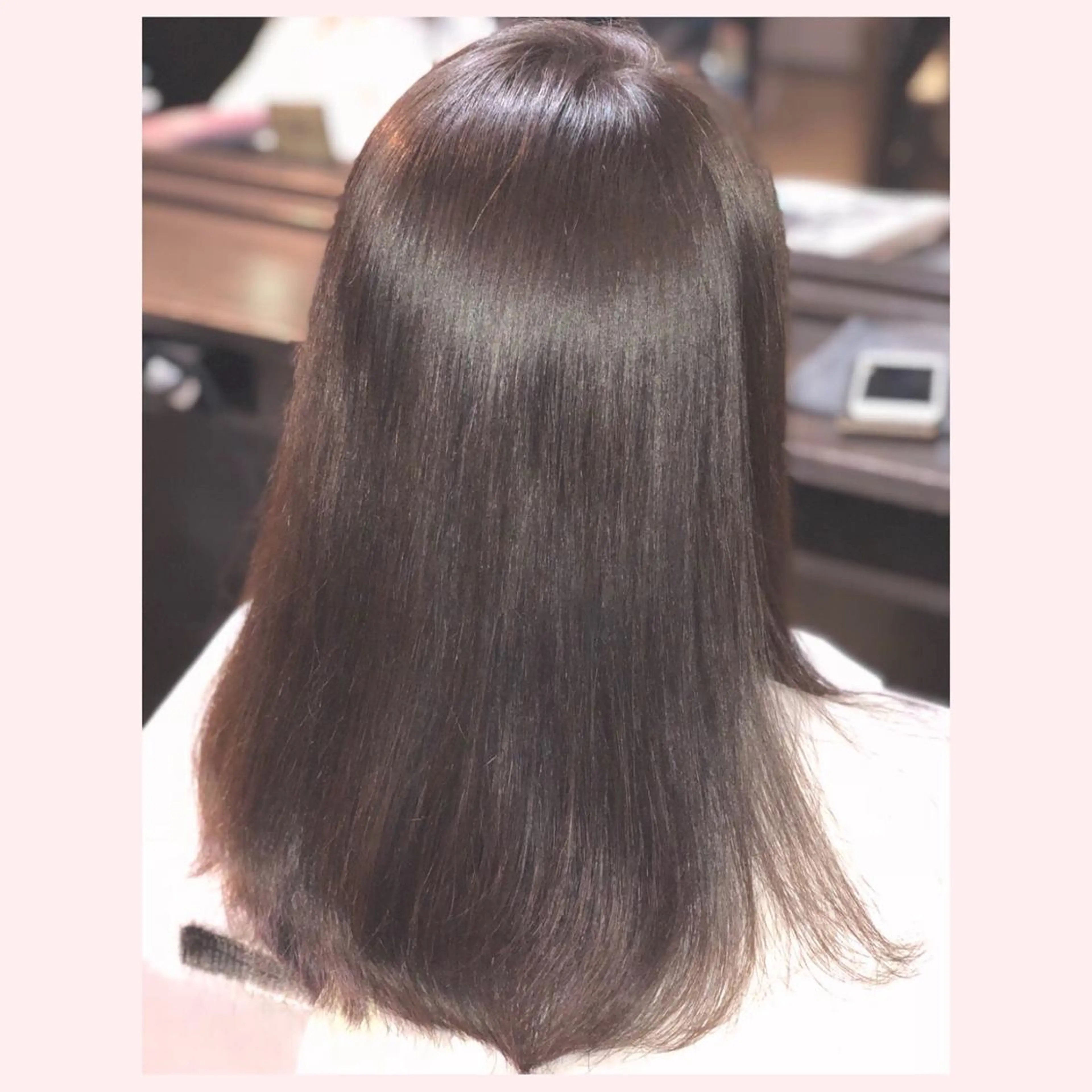セミロング Agu hair Lazuli所属・松本 マサシのヘアスタイル
