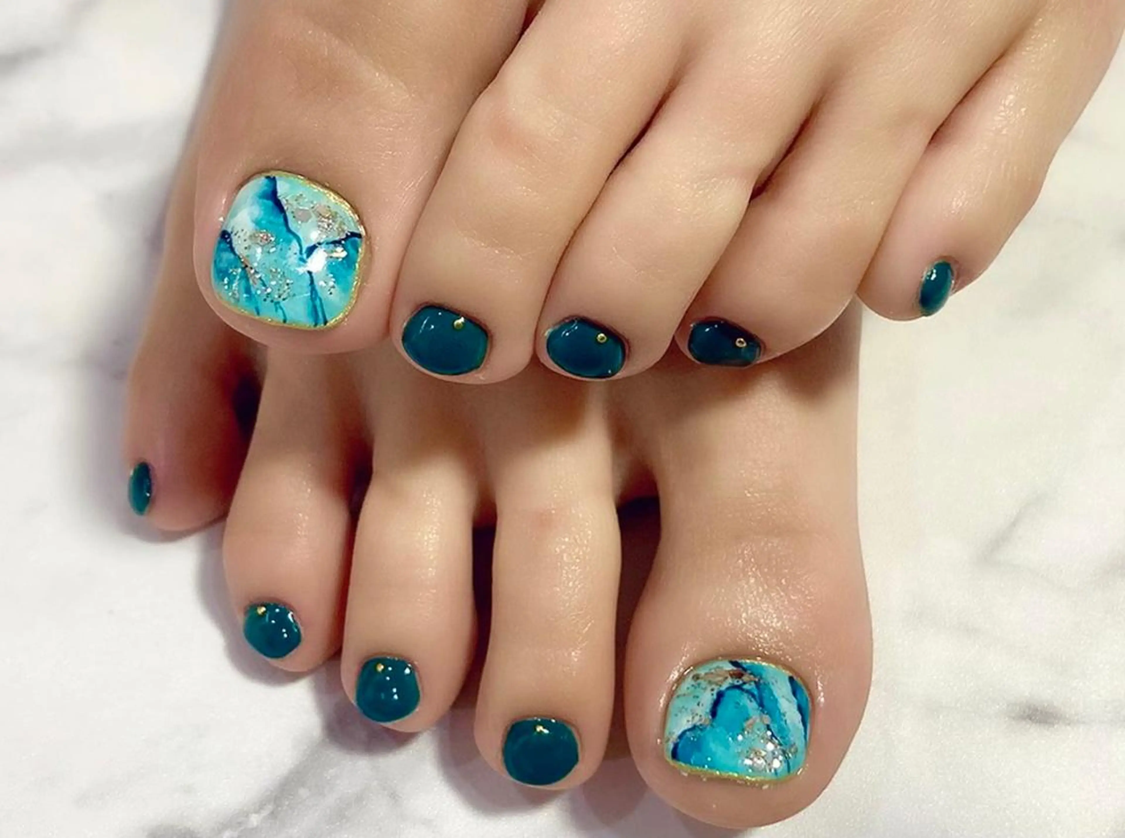 ネイル フットネイル ジェルネイル 大理石ネイル(マーブル) パラジェル 夏ネイル Nail&eye Belire 新宿のネイルデザイン
