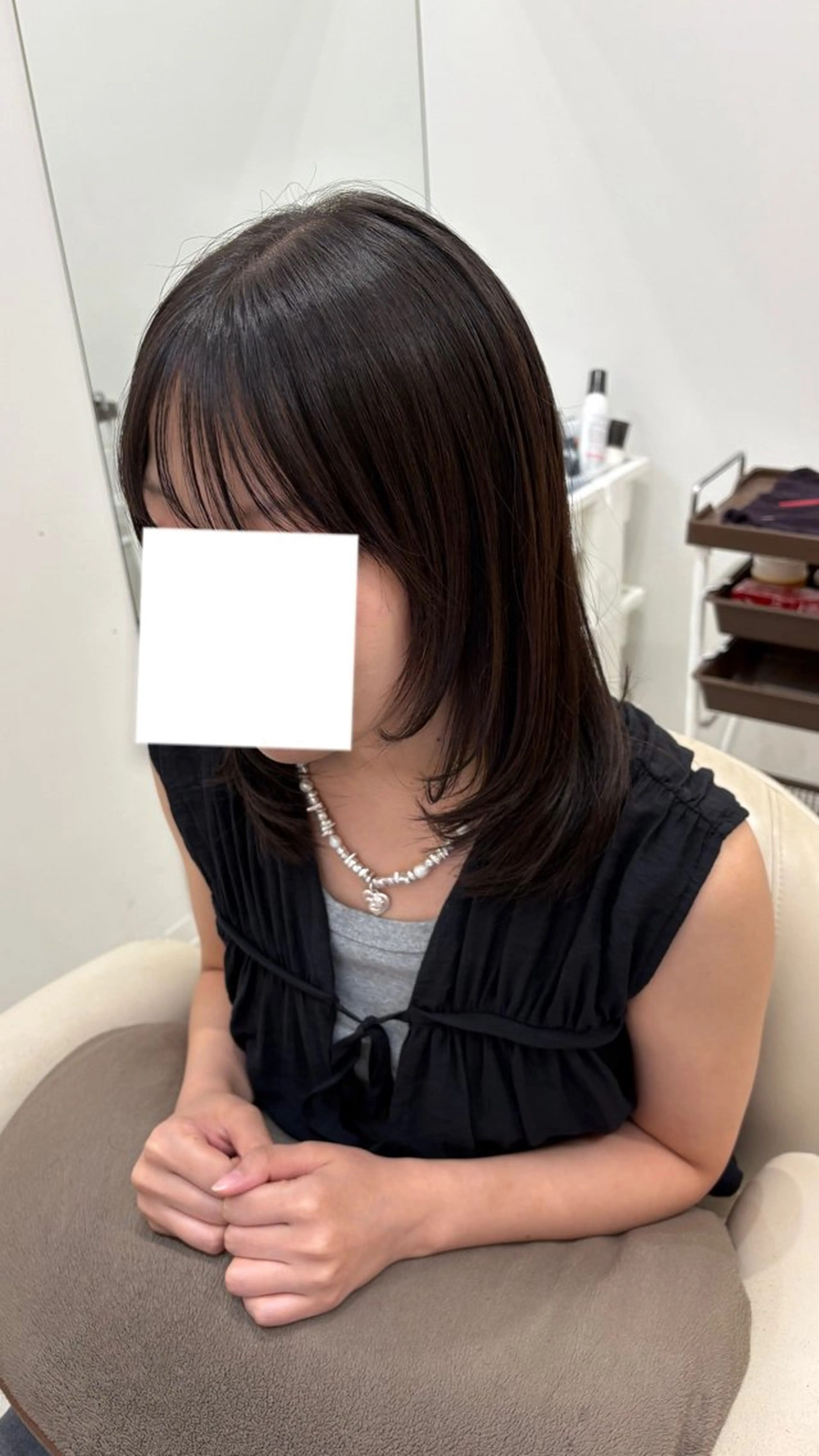 ミディアム 【アドラーブル】反町 萌のヘアスタイル