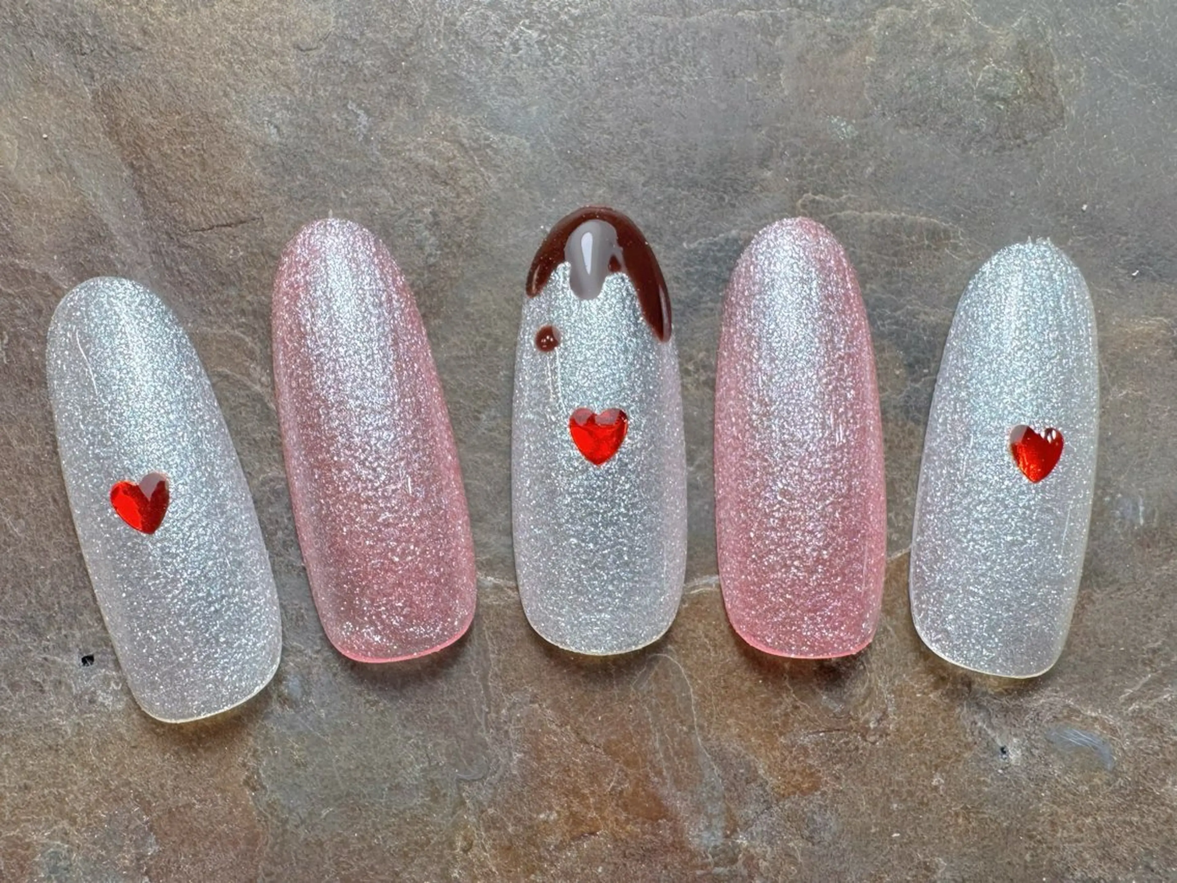 ネイル ハンドネイル マジックミラー所属・マジック ミラーのネイルデザイン