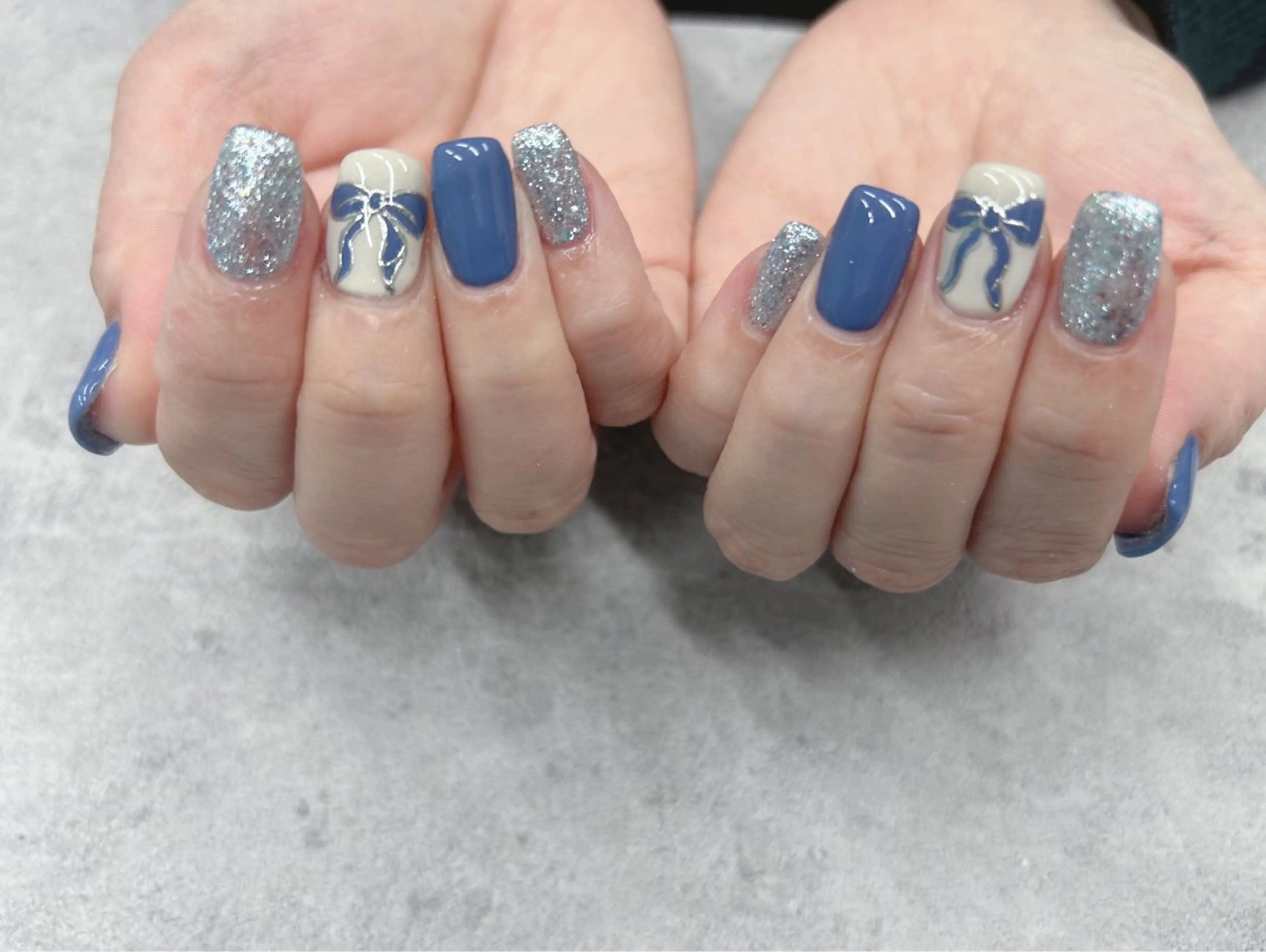 ネイル リボン ハンドネイル Nail Salon agré所属・agré ネイルサロン　アグレのネイルデザイン