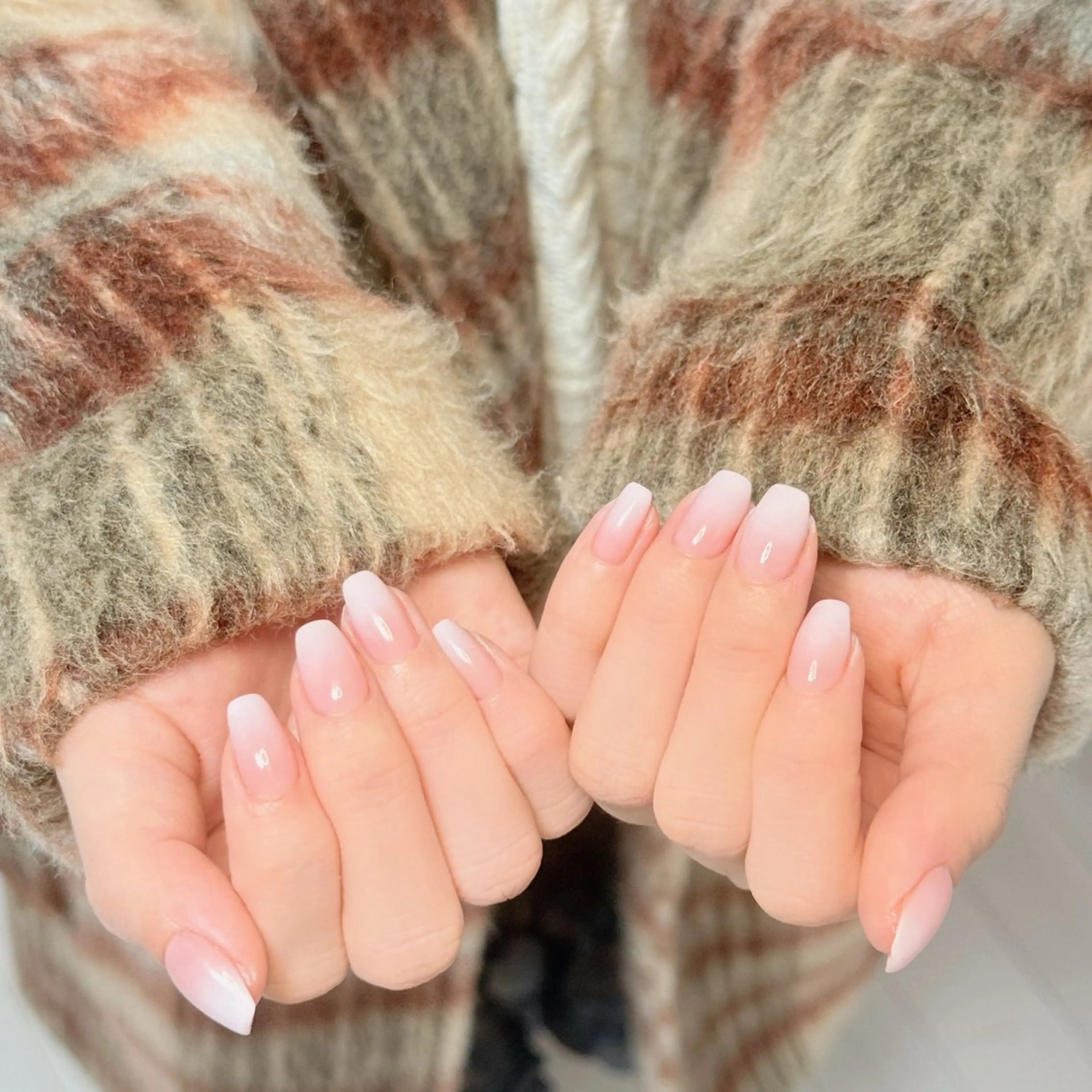 ネイル アートネイル オーロラネイル チークネイル フレンチネイル ガラスフレンチ ハンドネイル 🎀🎀YooLi Nail Salonのネイルデザイン
