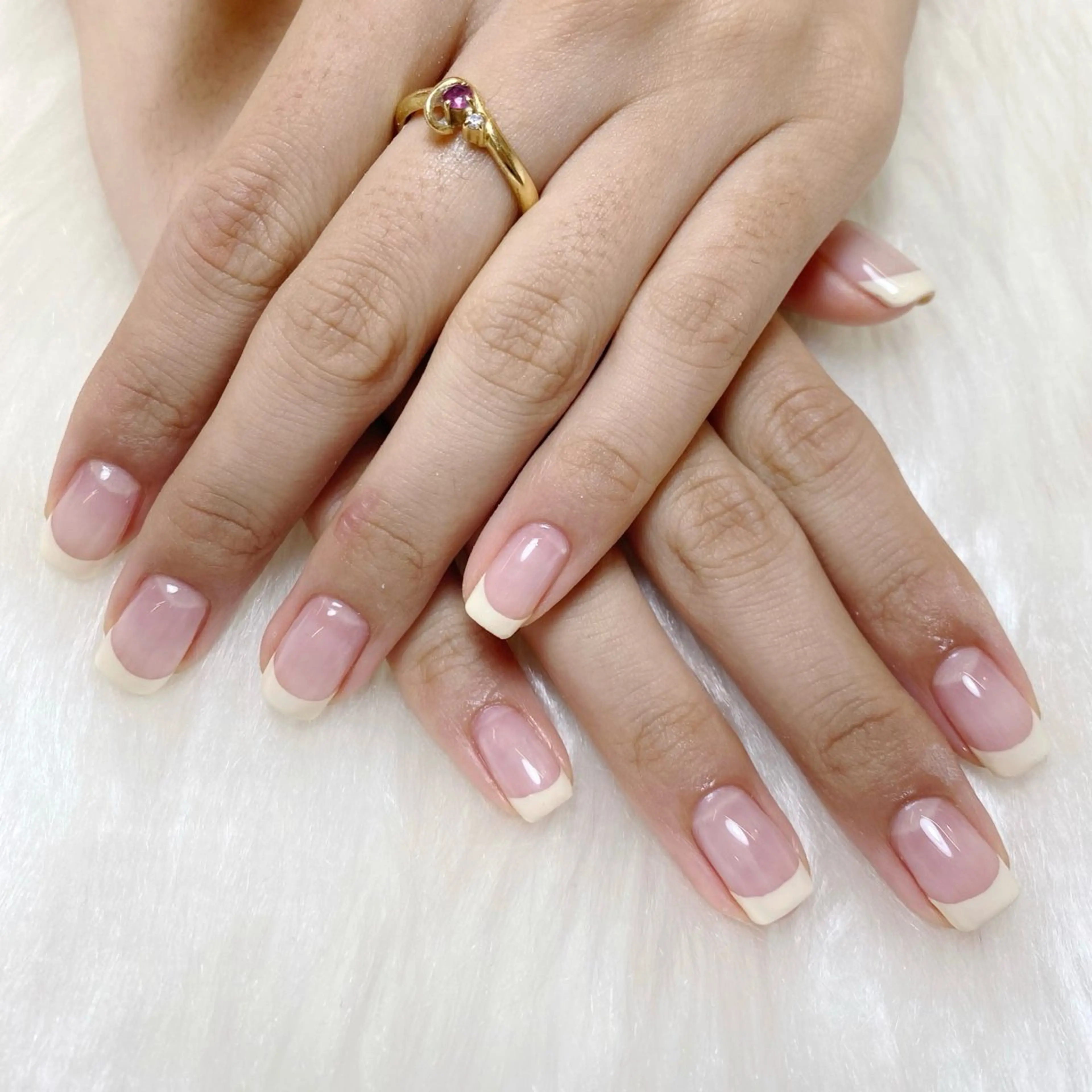 ネイル ブルー 長さ出し フラッシュネイル フットネイル フレンチネイル ハンドネイル fein. miku🎀🍼のネイルデザイン