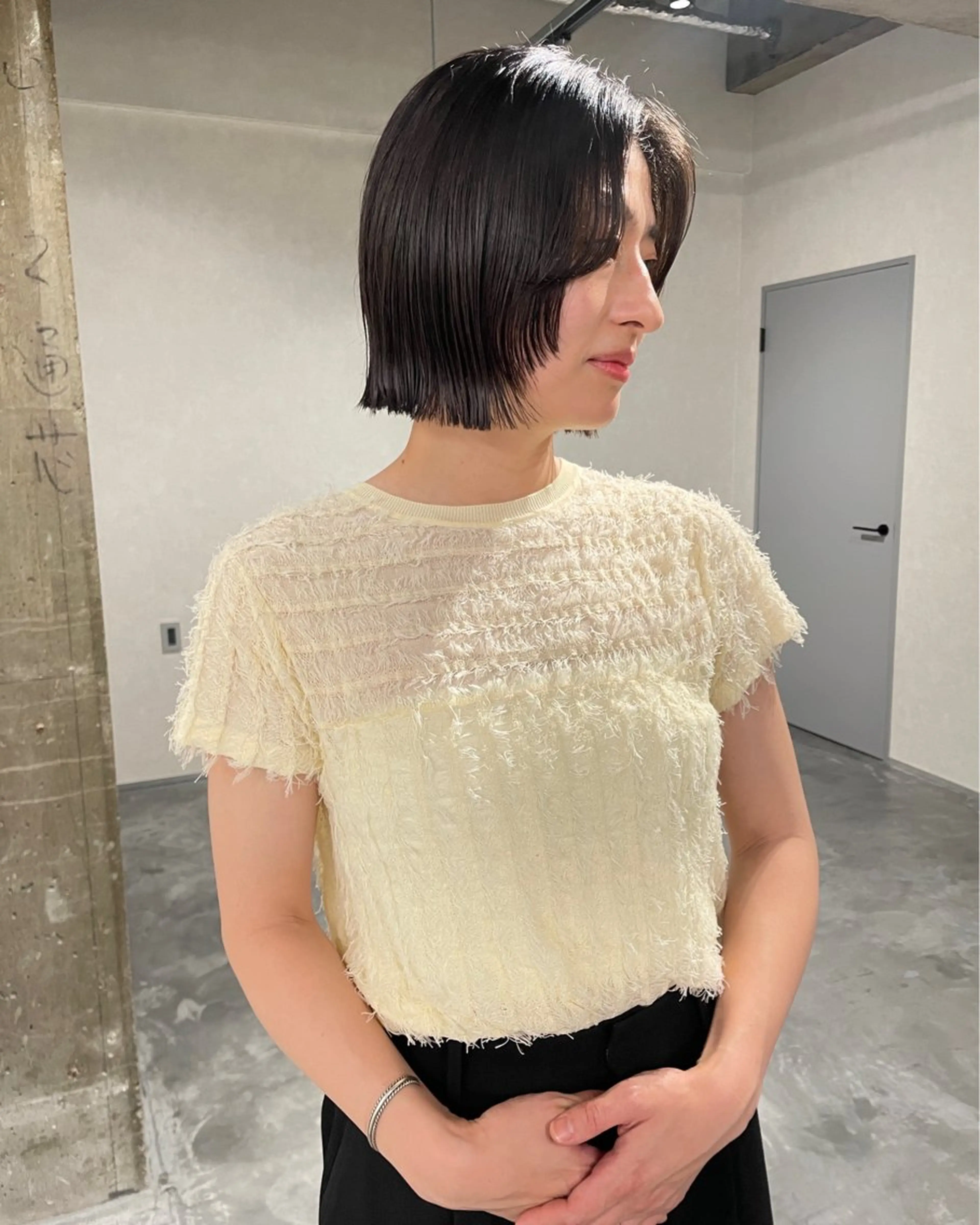 ショート ofF élua所属・🌵ボブ/切りっぱな し/ショート藤長芽生のヘアスタイル