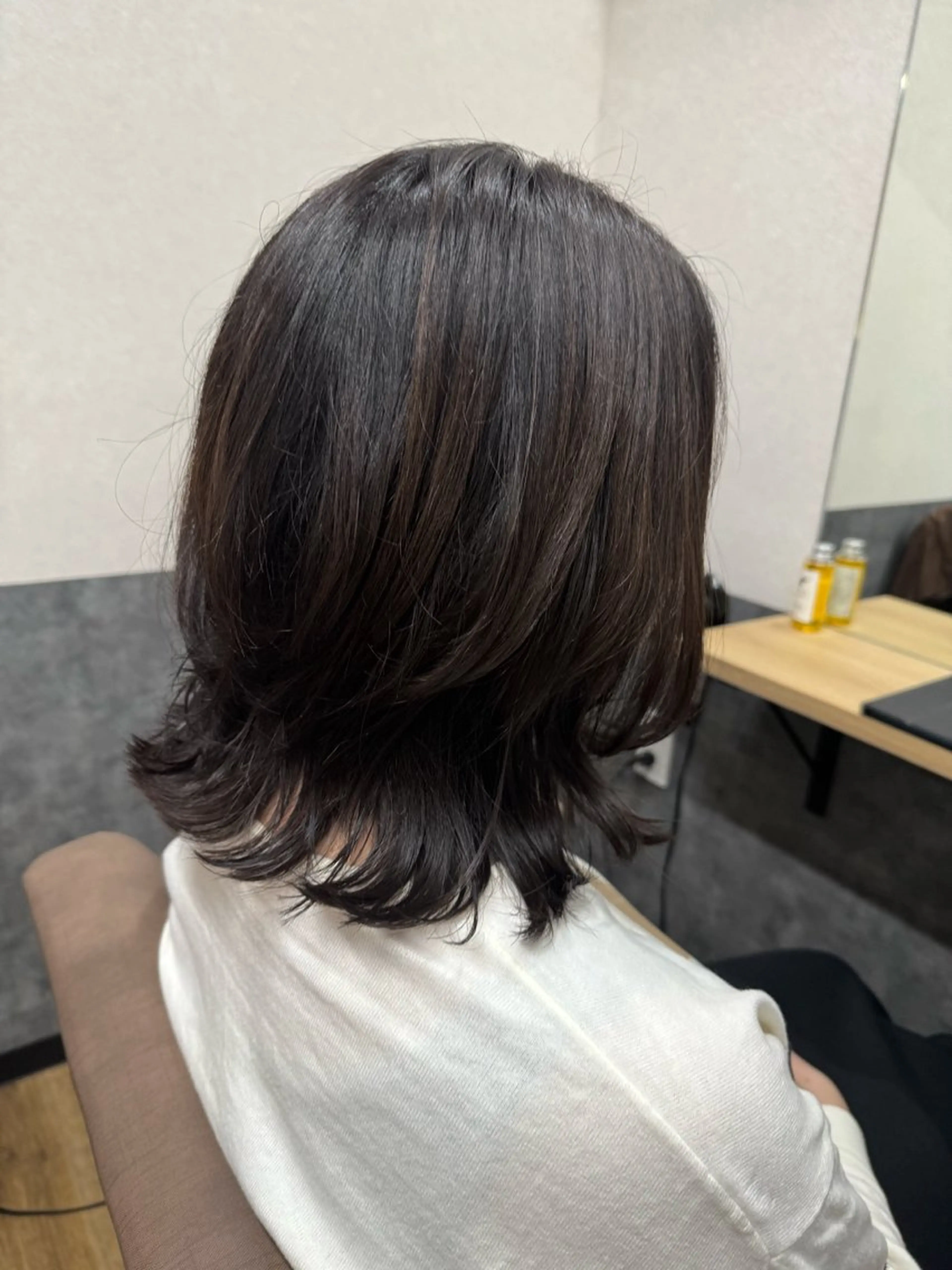 ミディアム くびれヘア くびれレイヤー レイヤーカット TELAHAIR南流山店所属・TERA  HAIR HARUのヘアスタイル