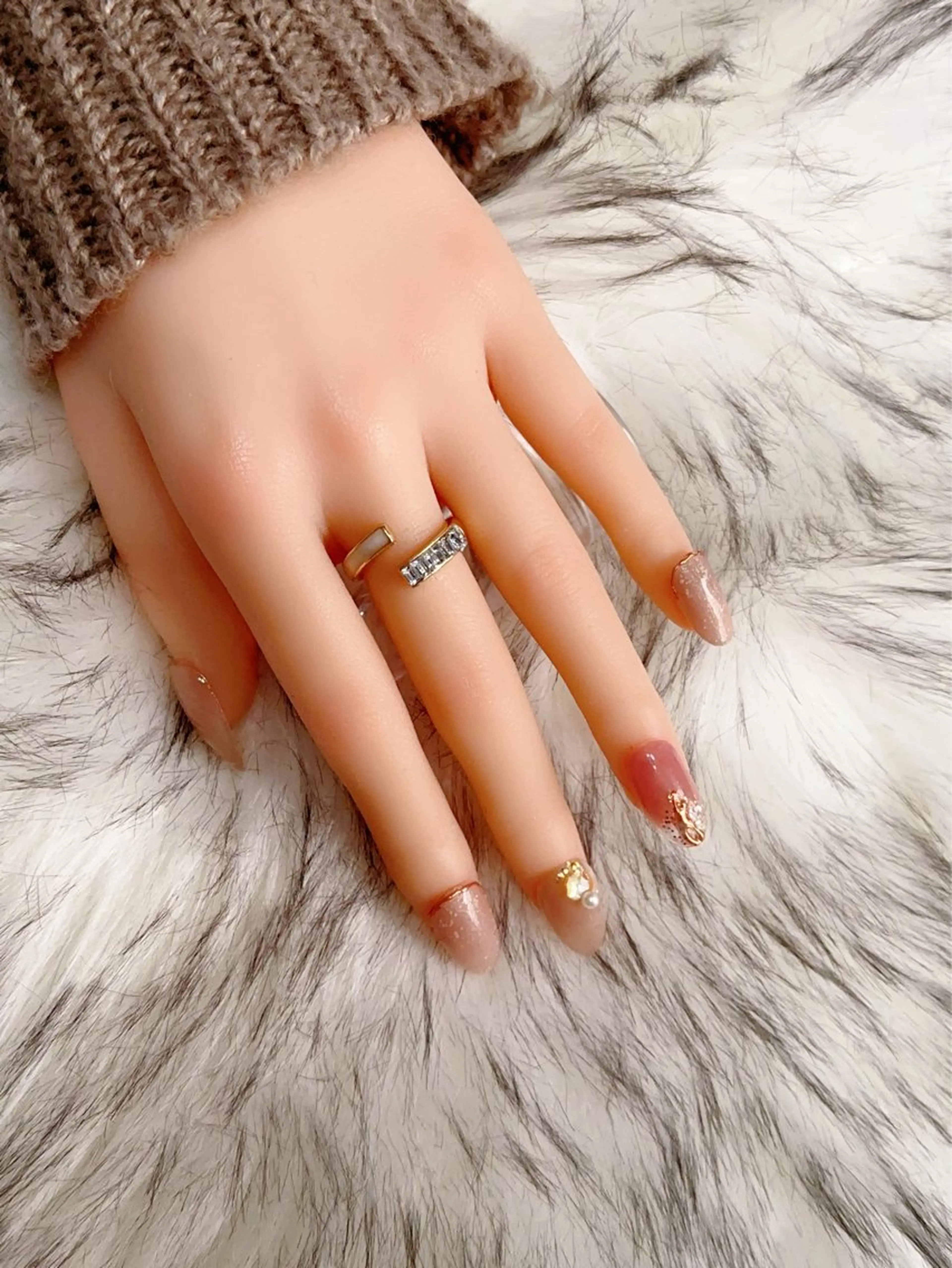 ネイル ハンドネイル Lucir _meguのネイルデザイン